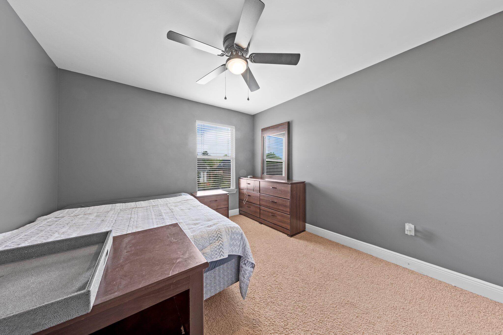 ROLLING RIDGE - Residential