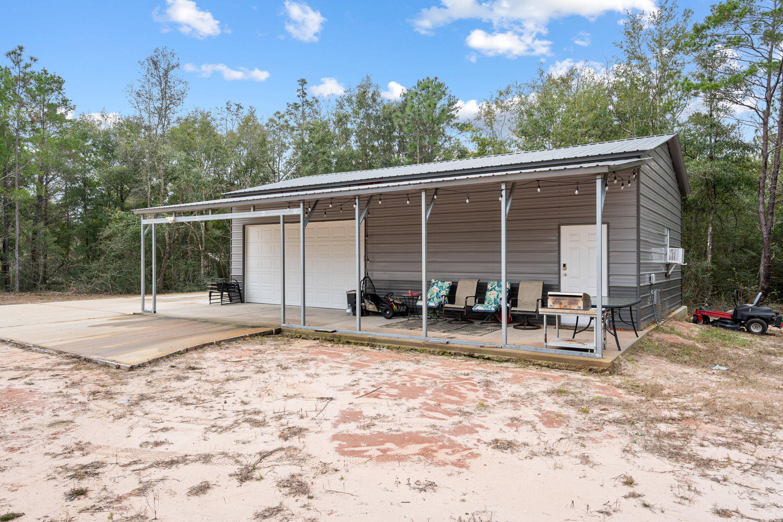 METES & BOUNDS - Residential