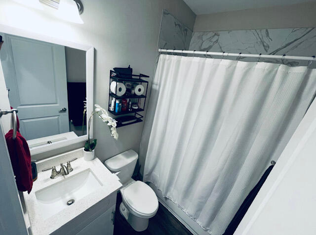 VERANDAS AT FREEPORT - Residential Lease