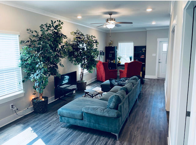 VERANDAS AT FREEPORT - Residential Lease