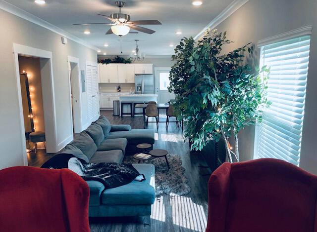 VERANDAS AT FREEPORT - Residential Lease