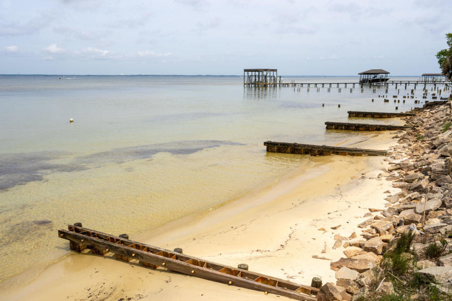 VALENCIA CONDO - Residential