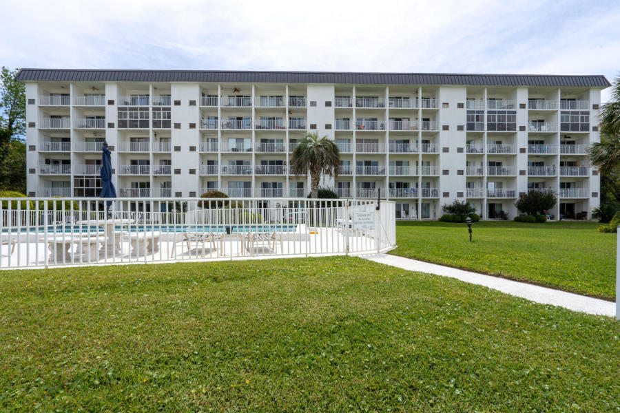 VALENCIA CONDO - Residential