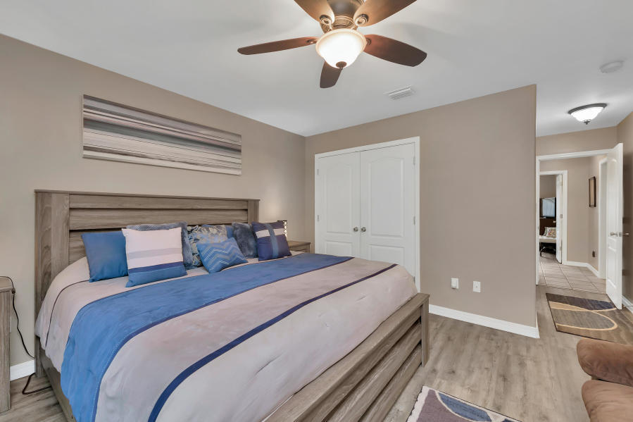 HOLLEY BY THE SEA - Residential