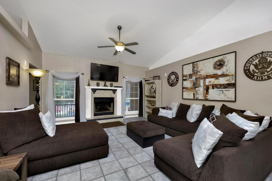 HOLLEY BY THE SEA - Residential