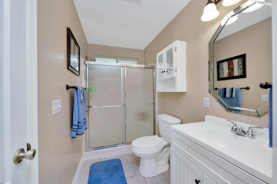 HOLLEY BY THE SEA - Residential