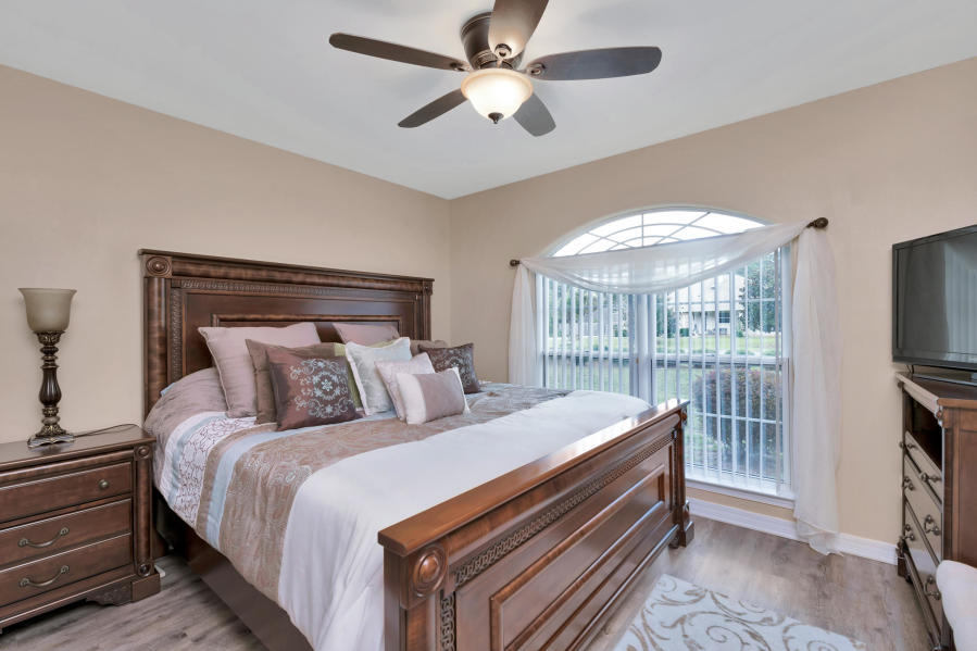 HOLLEY BY THE SEA - Residential