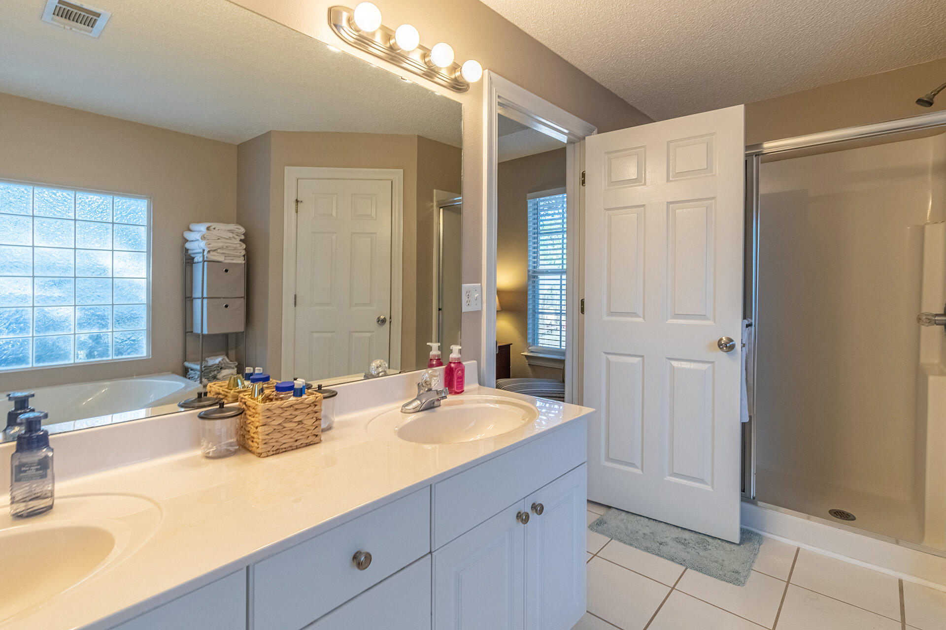 MAGNOLIA PLANTATION AT BLUEWATER BAY - Residential