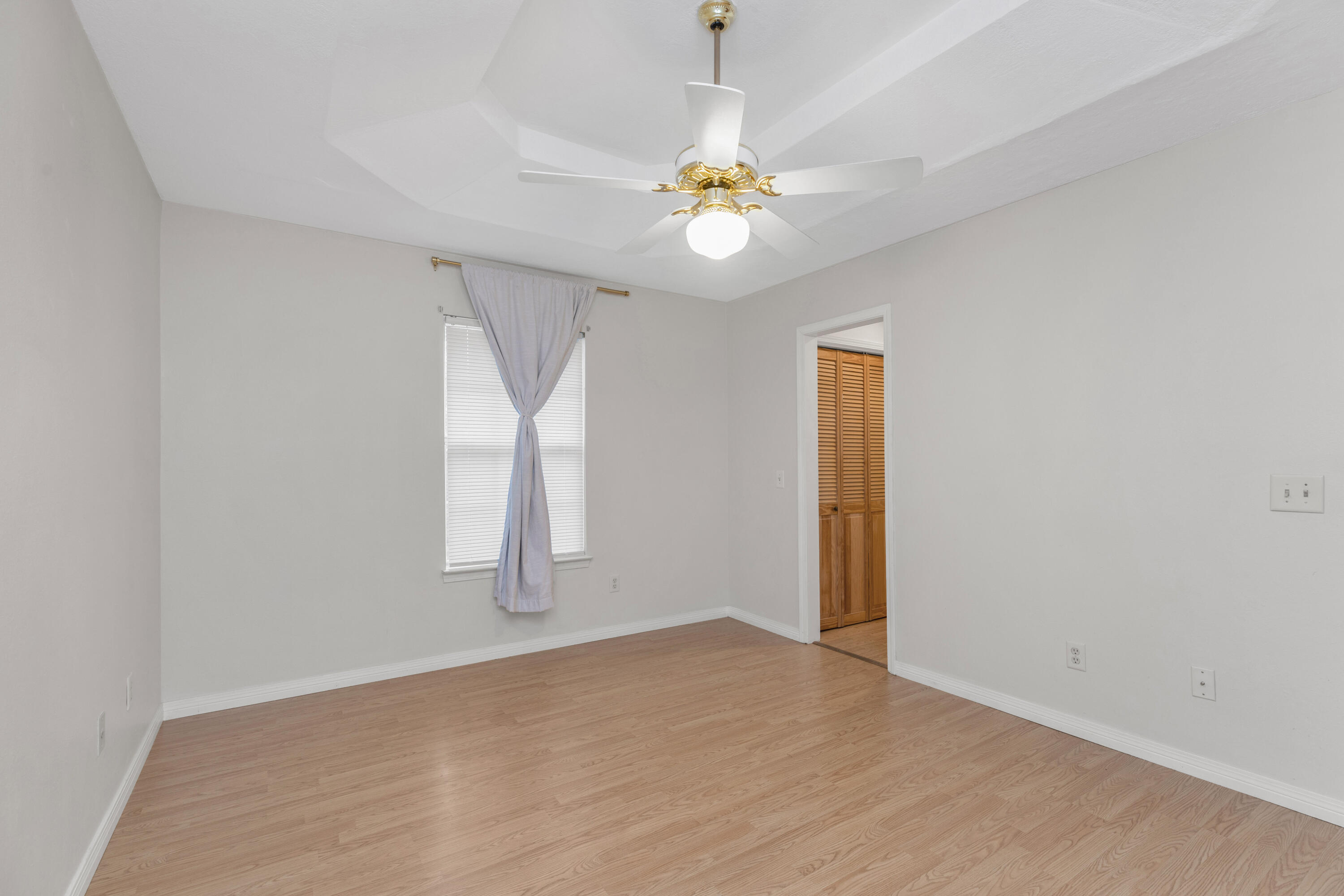 CHARLESTON - Residential