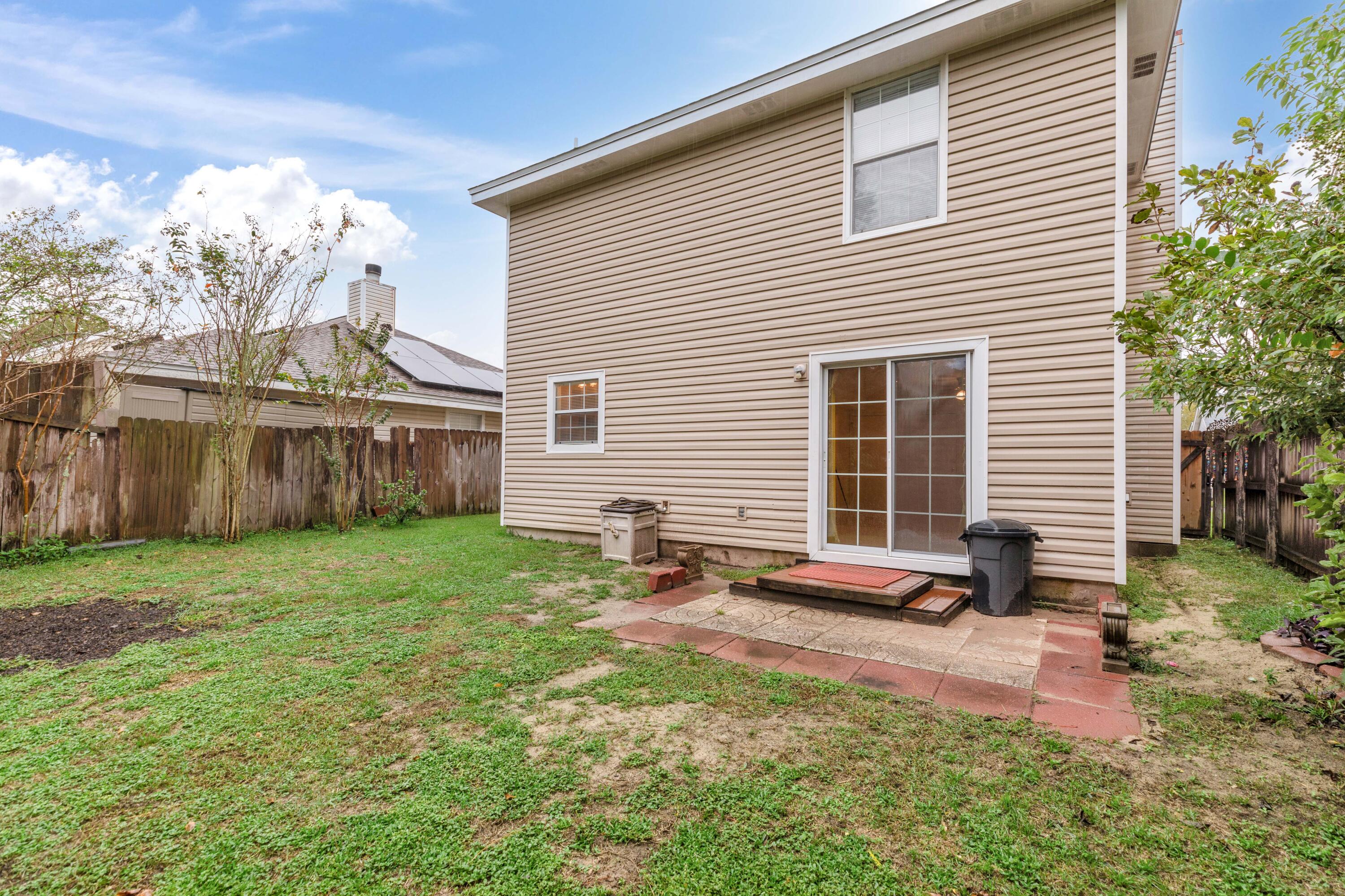 CHARLESTON - Residential