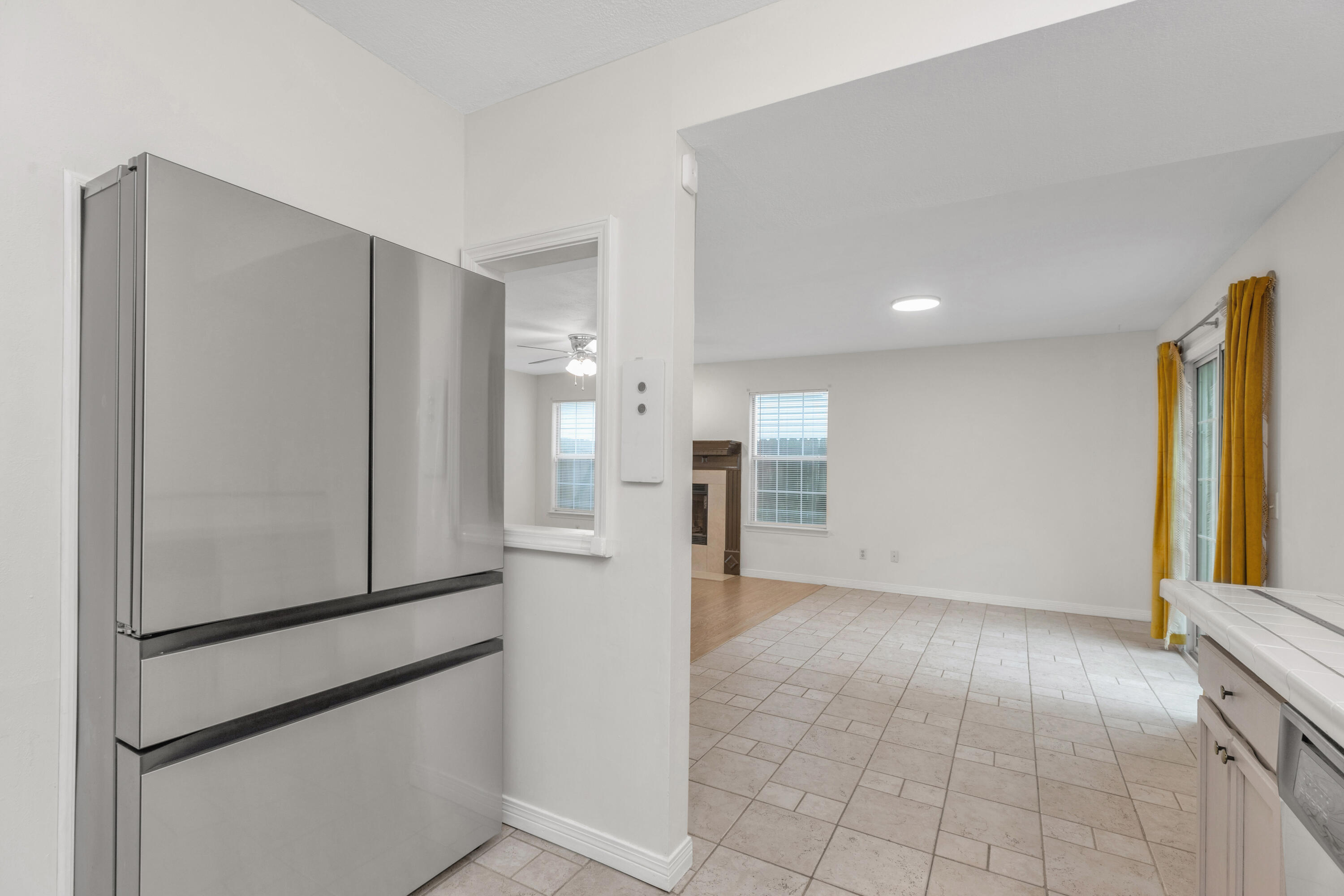 CHARLESTON - Residential