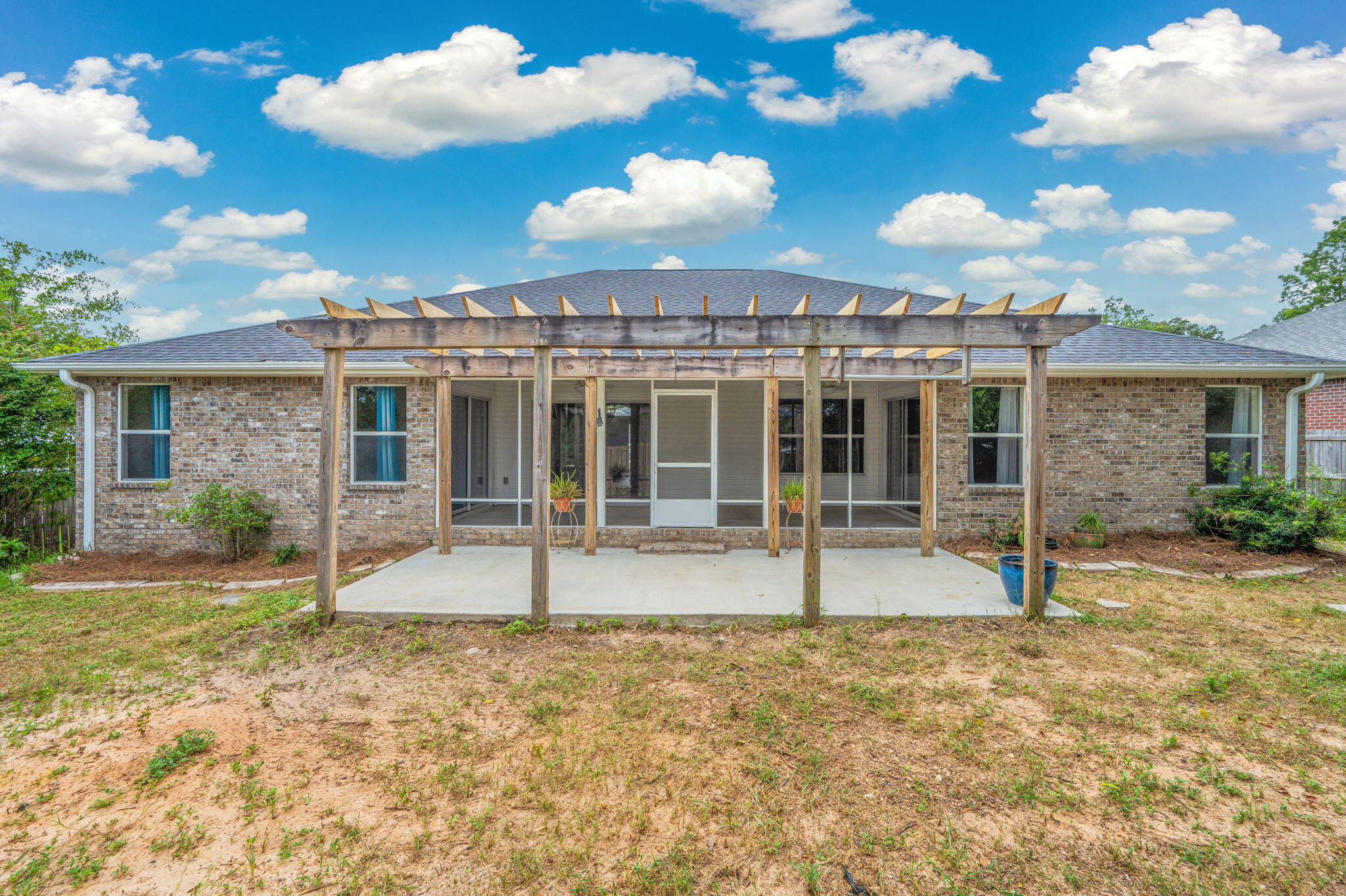 BROOKE ESTATES PH I - Residential