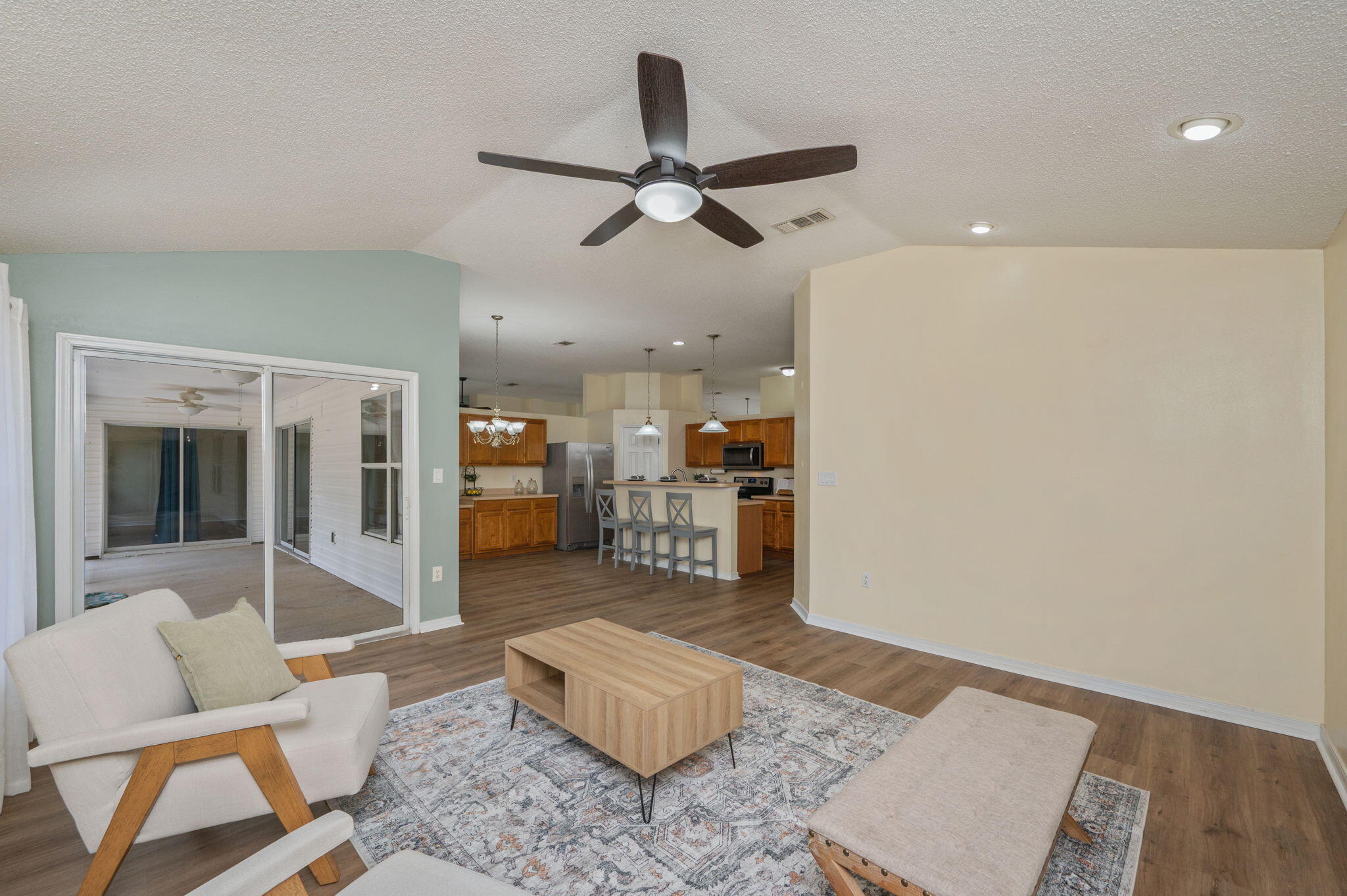 BROOKE ESTATES PH I - Residential