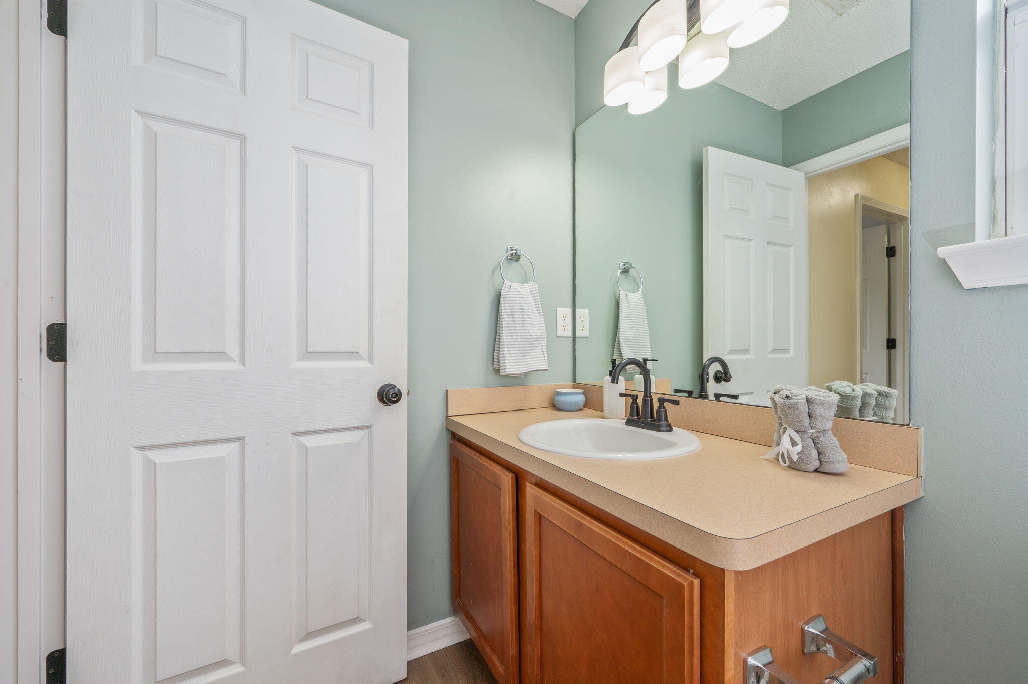 BROOKE ESTATES PH I - Residential