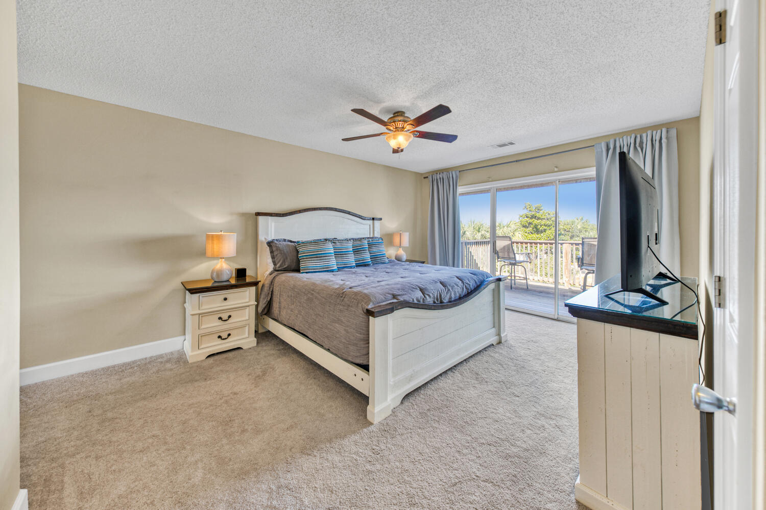 Court Del Mar - Residential