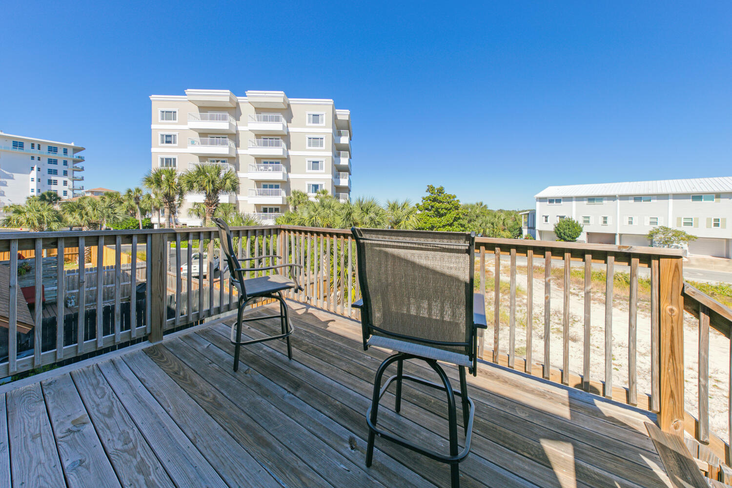Court Del Mar - Residential