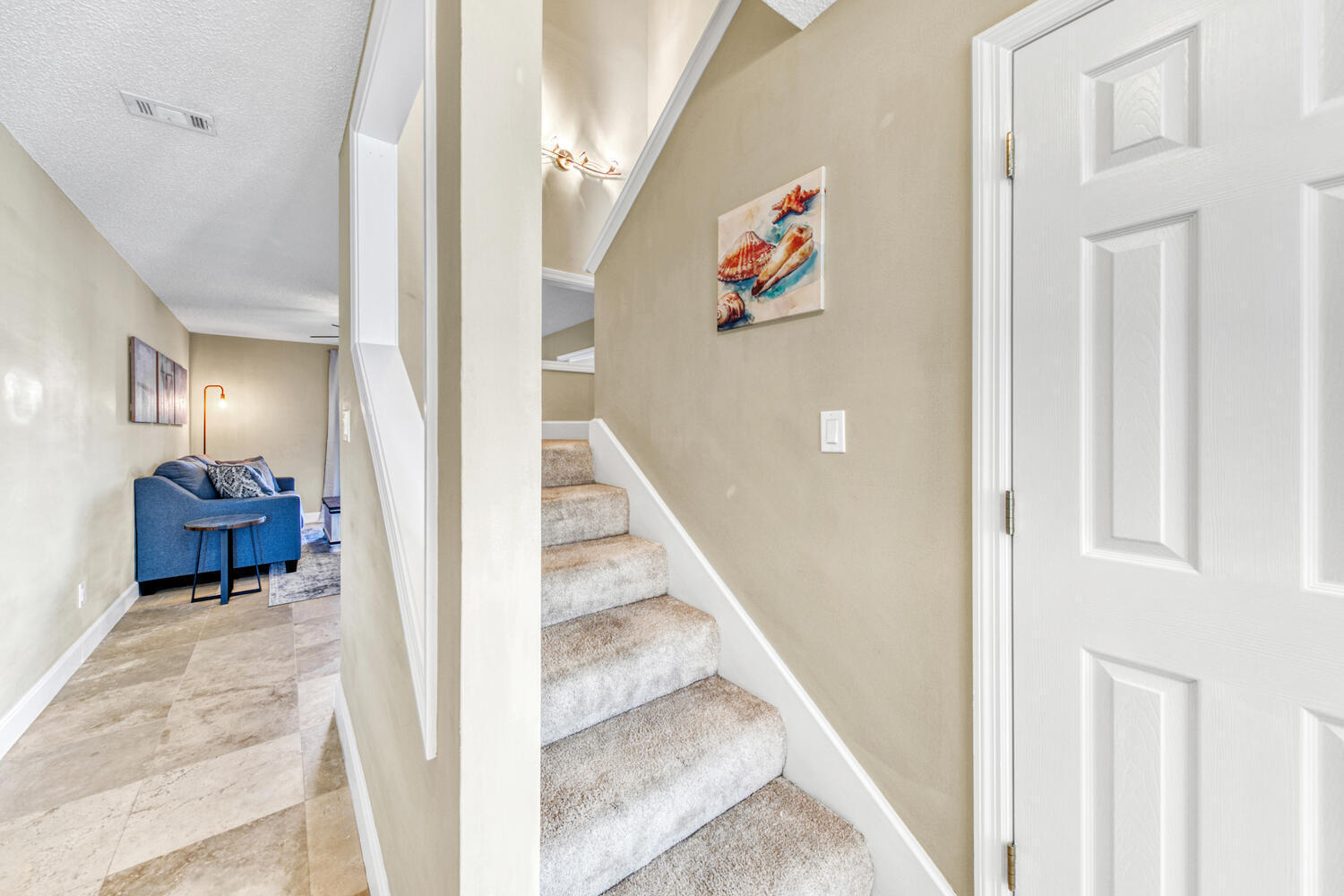Court Del Mar - Residential