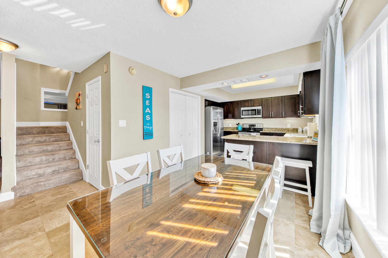 Court Del Mar - Residential