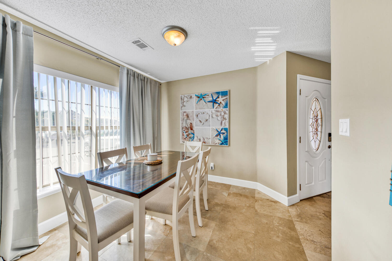 Court Del Mar - Residential