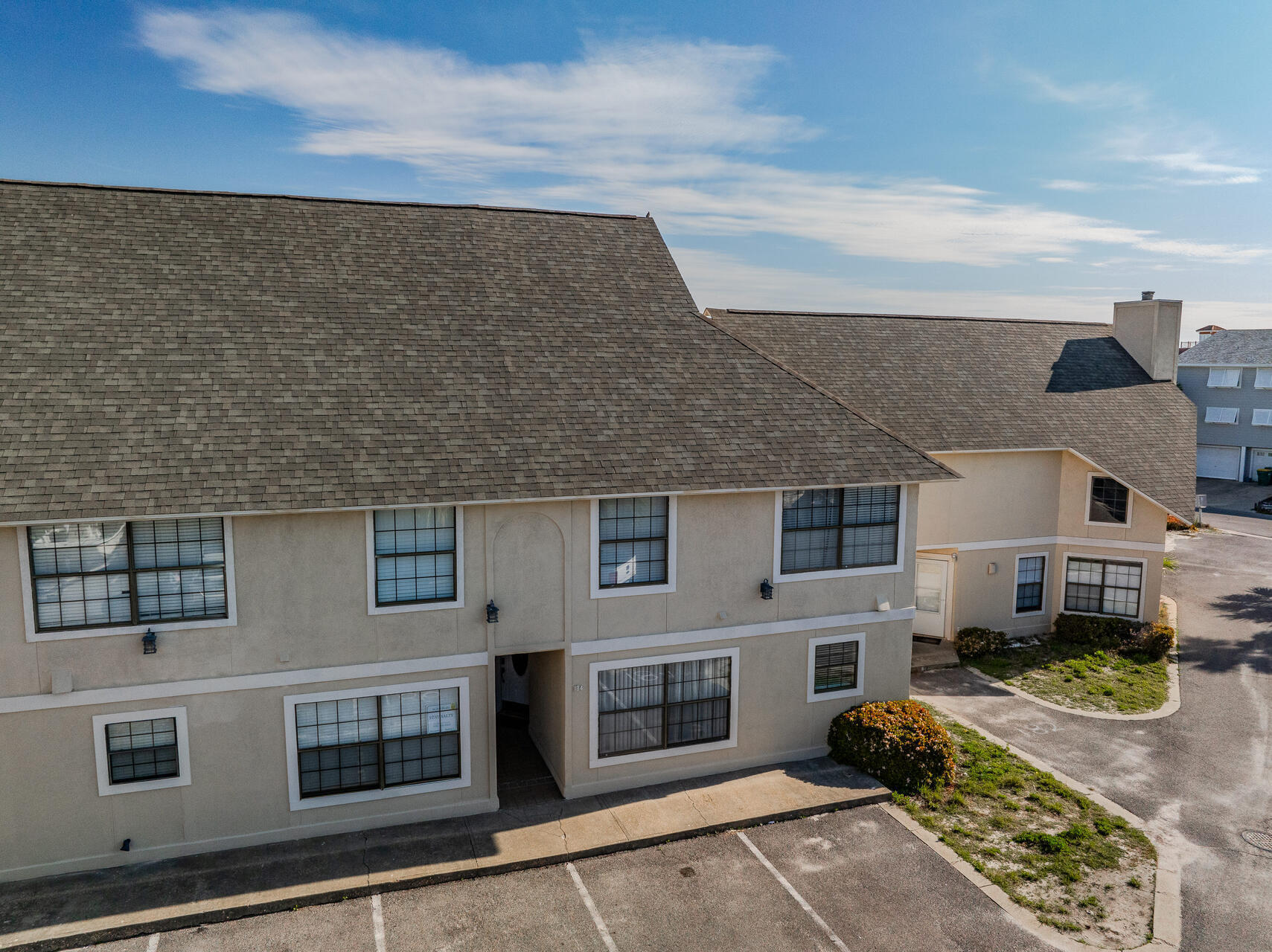 Court Del Mar - Residential