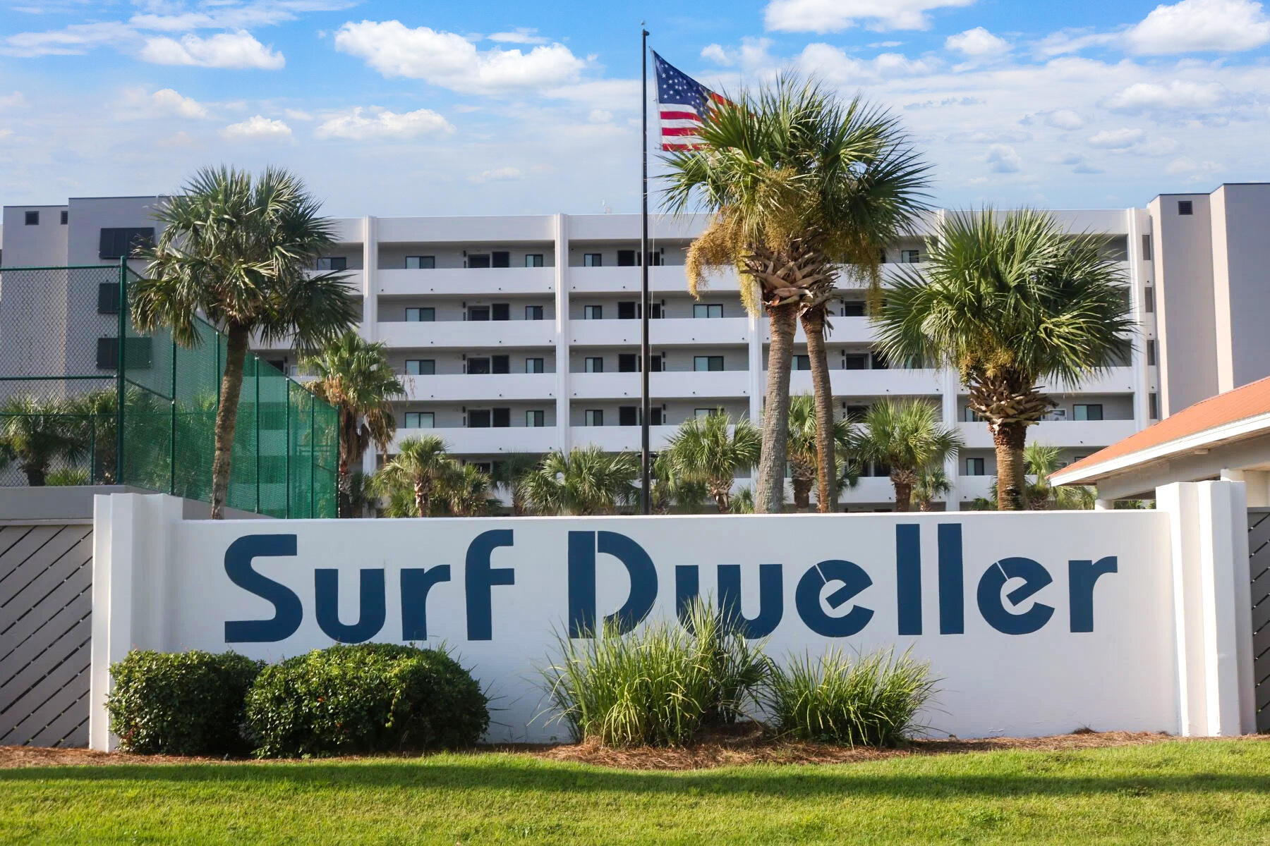 SURF DWELLER CONDO - Residential