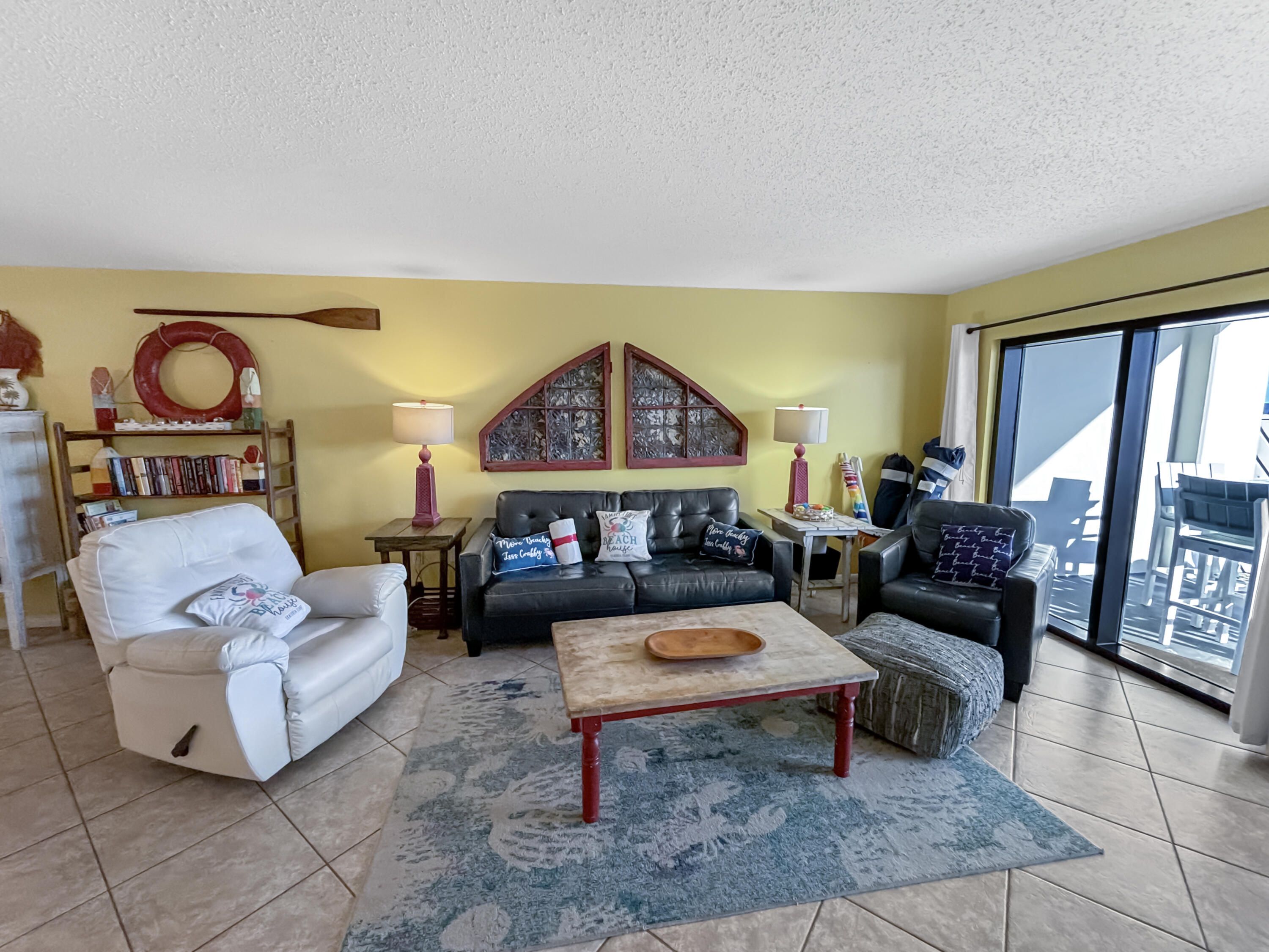 SURF DWELLER CONDO - Residential