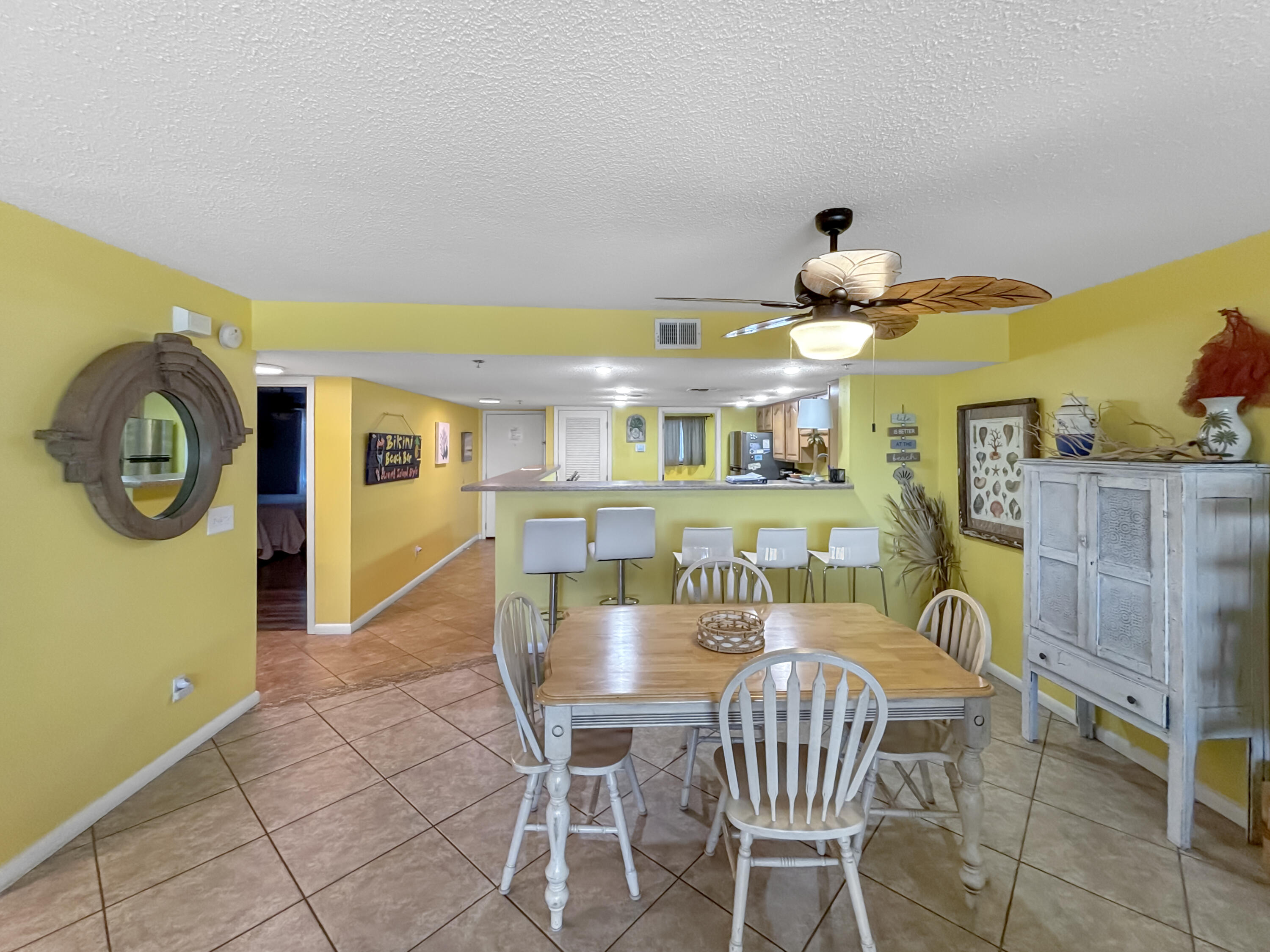SURF DWELLER CONDO - Residential