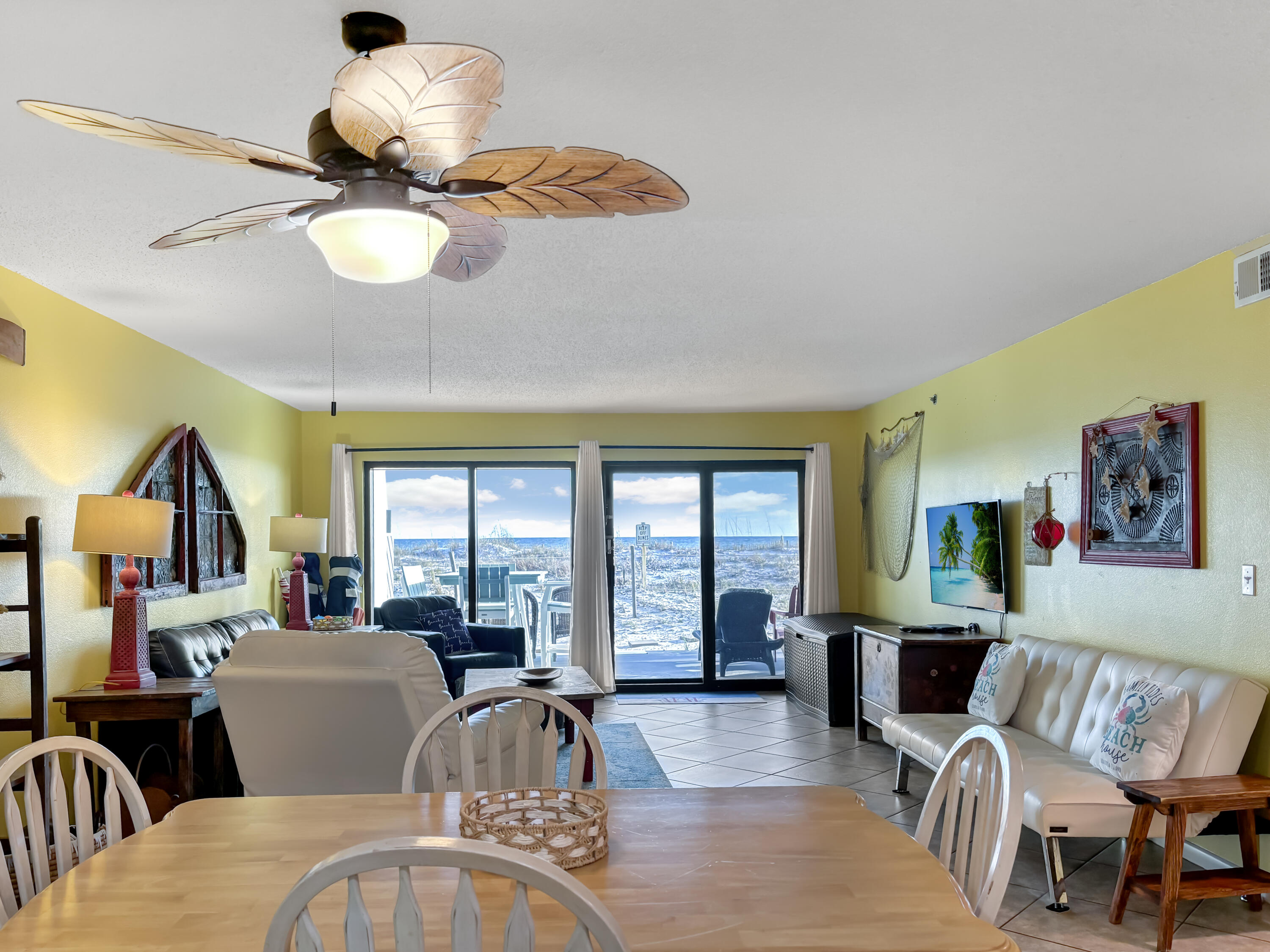 SURF DWELLER CONDO - Residential