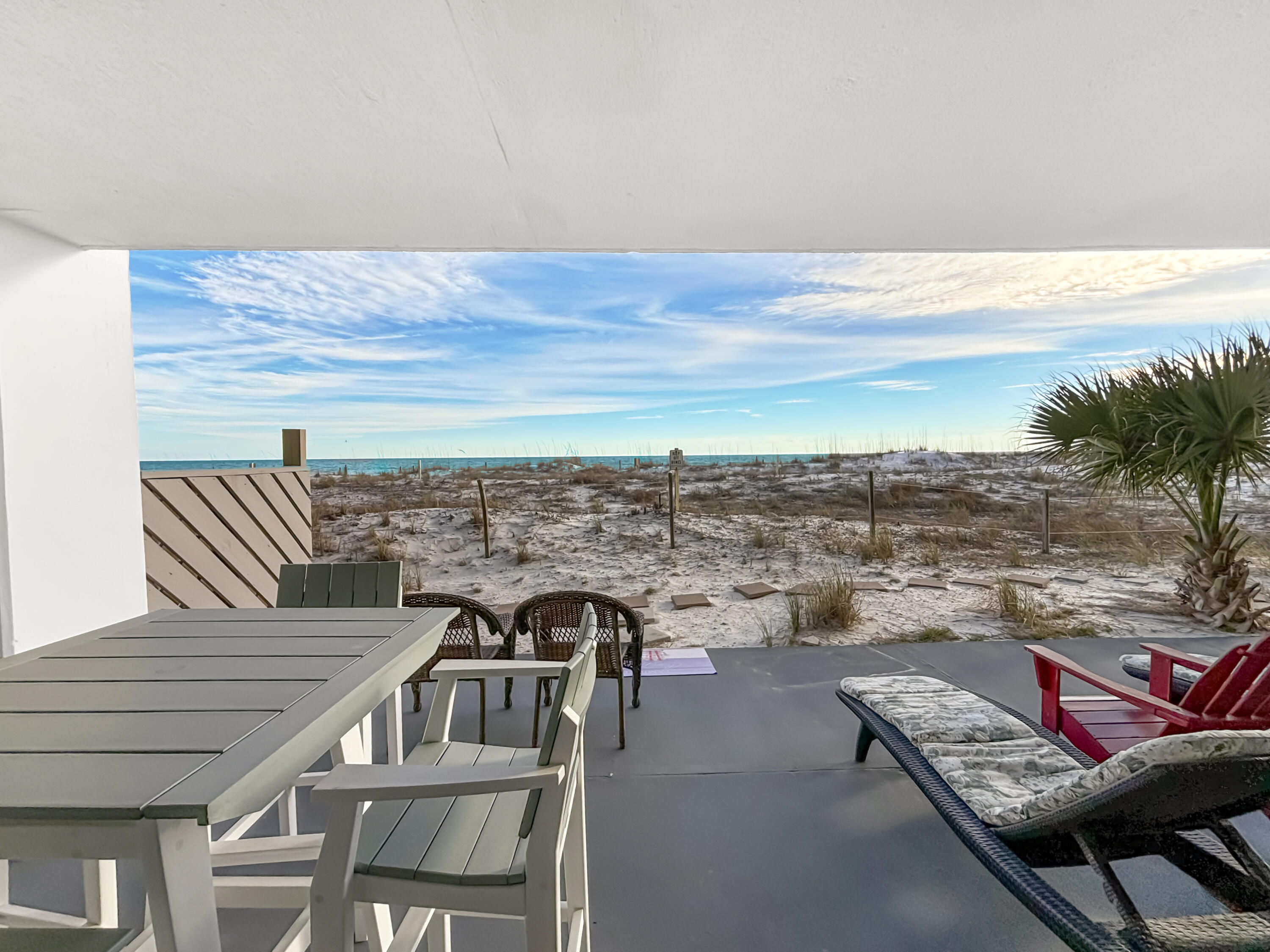 SURF DWELLER CONDO - Residential