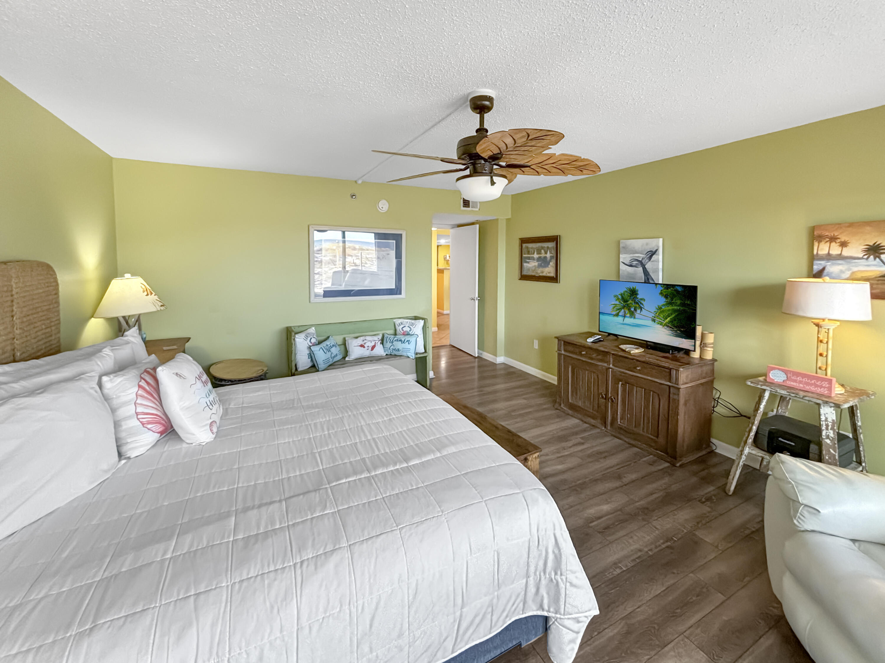 SURF DWELLER CONDO - Residential