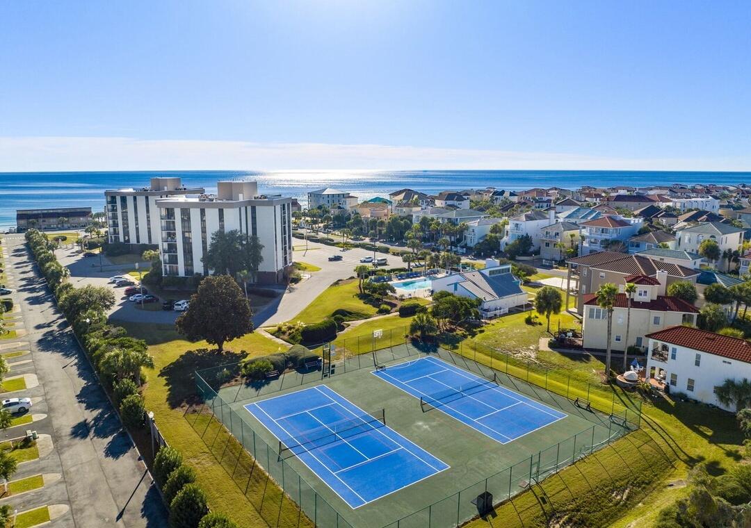 TERRA COTTA TERRACE - Residential