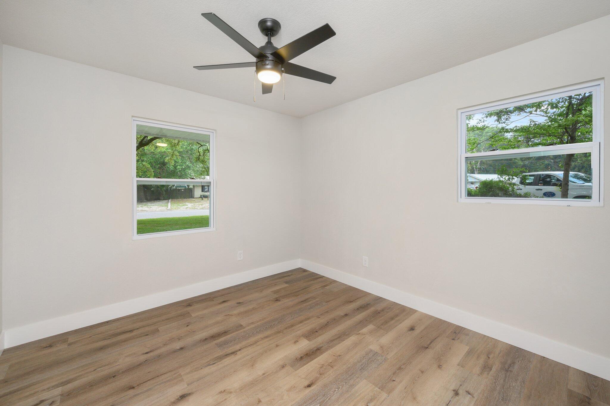 OAKLAND HEIGHTS - Residential