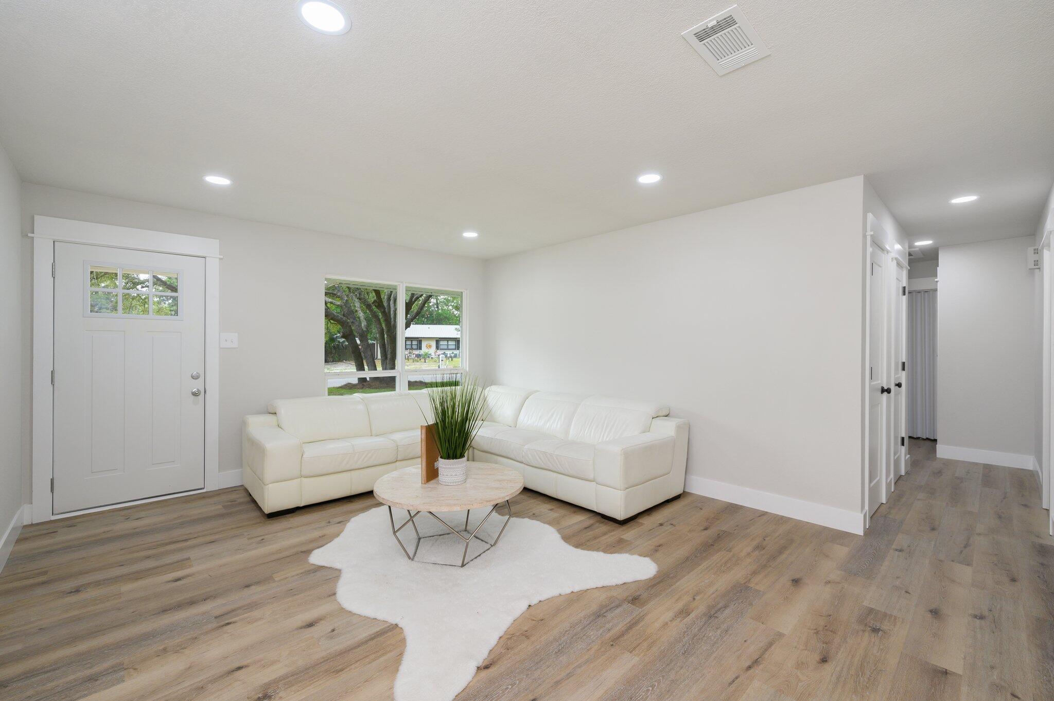 OAKLAND HEIGHTS - Residential