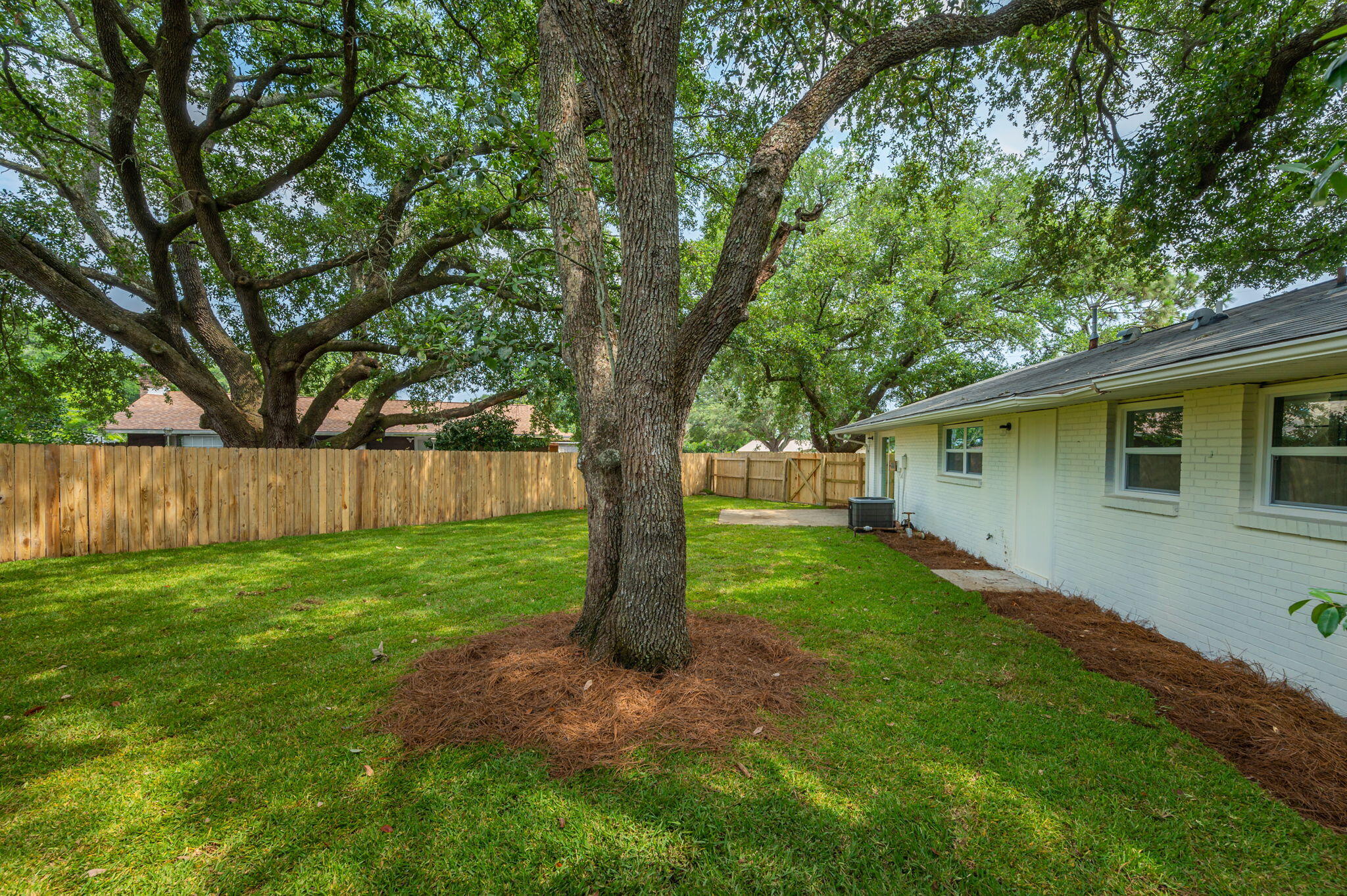 OAKLAND HEIGHTS - Residential