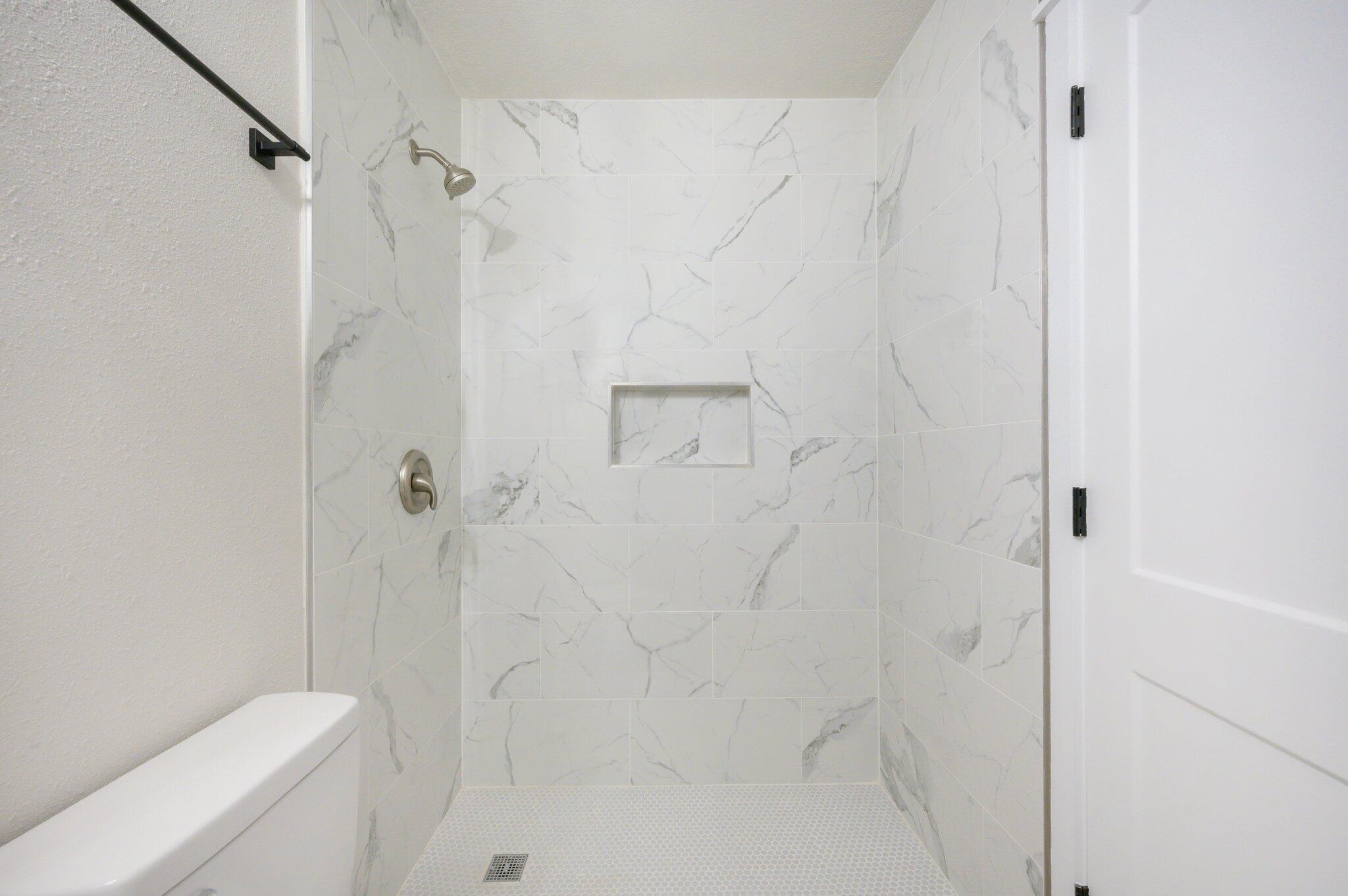 OAKLAND HEIGHTS - Residential