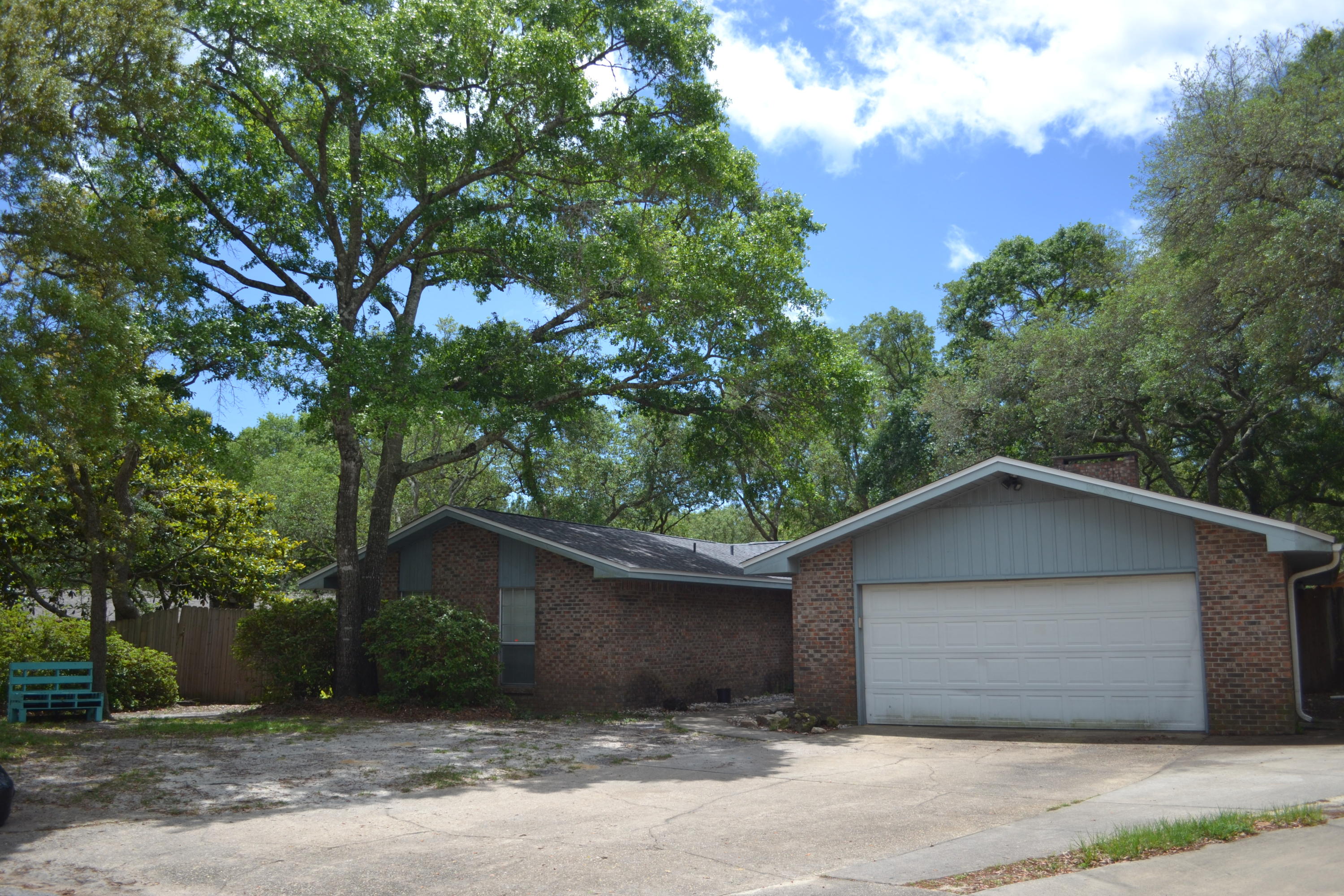 You have found the perfect house! 4 BEDROOM -BRICK home with a NEW ROOF/2018.Home located in a CUL-DE-SAC. which is ideal for many reason. Open concept in the kitchen/dining/living space. You will LOVE the wood burning fireplace located off the dining/living space! PLUS, there is a bonus room that could be used for a home office or a great play room for the kids!The Florida room located off the back of the house is the perfect spot for your morning coffee. It overlooks a HUGE back yard complete with a firepit. You will love this home. Call and make your appointment to view today.
