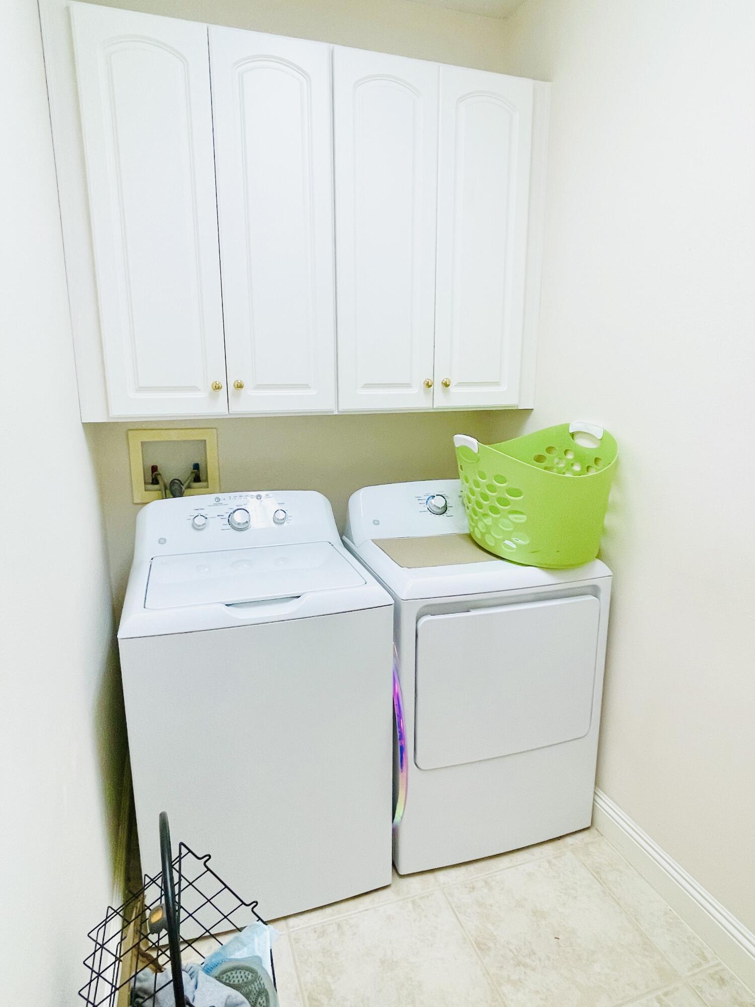 MEDITERRANEAN VILLAGE AT BLUEWATER BAY - Residential