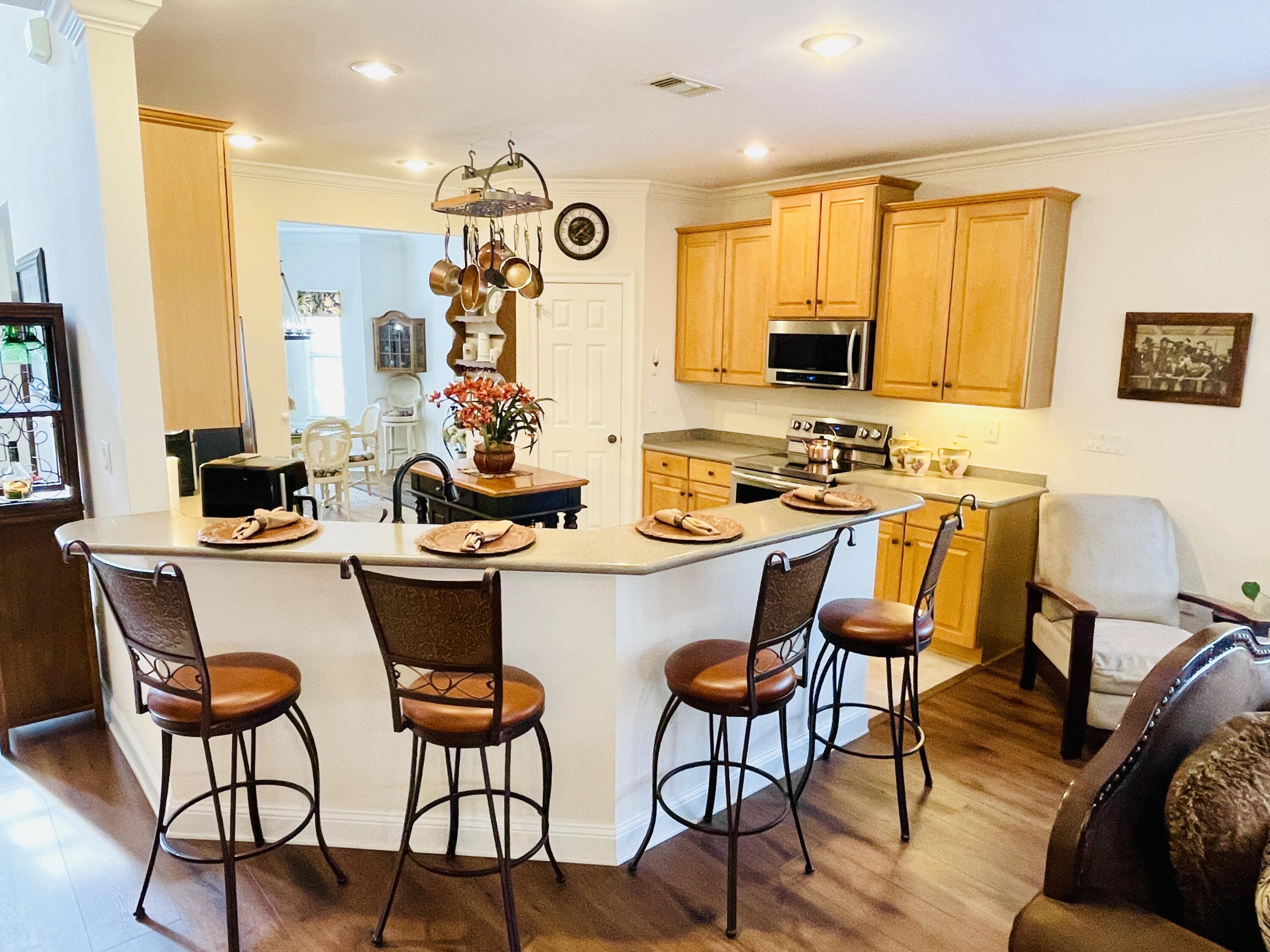 MEDITERRANEAN VILLAGE AT BLUEWATER BAY - Residential