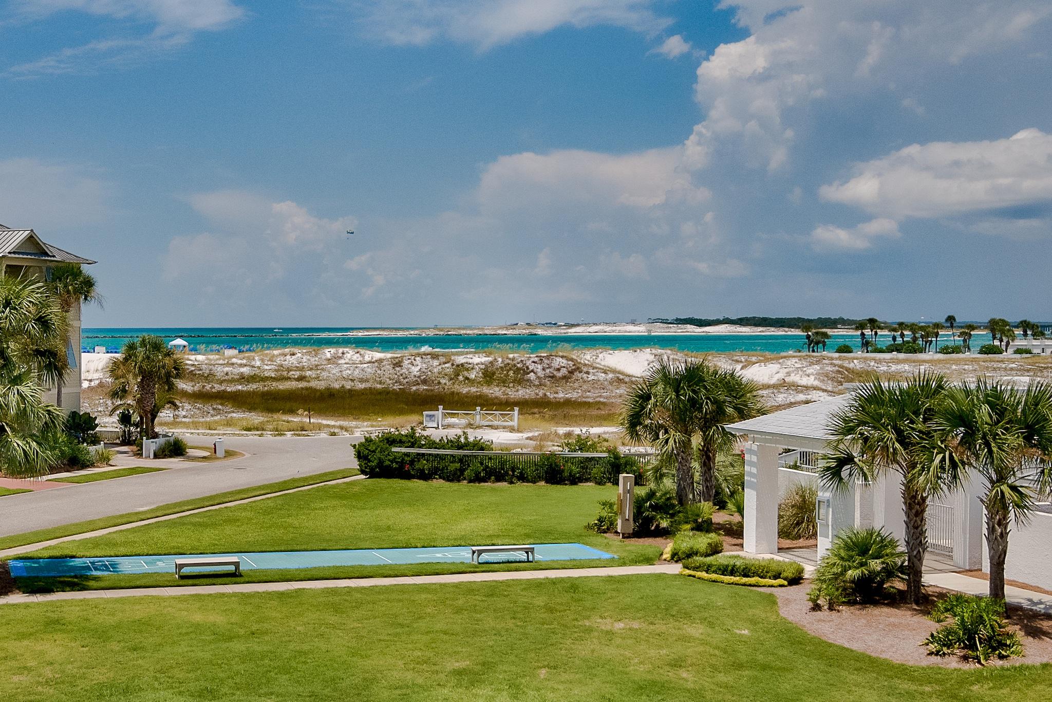 MAGNOLIA HOUSE (DESTIN POINTE) - Residential