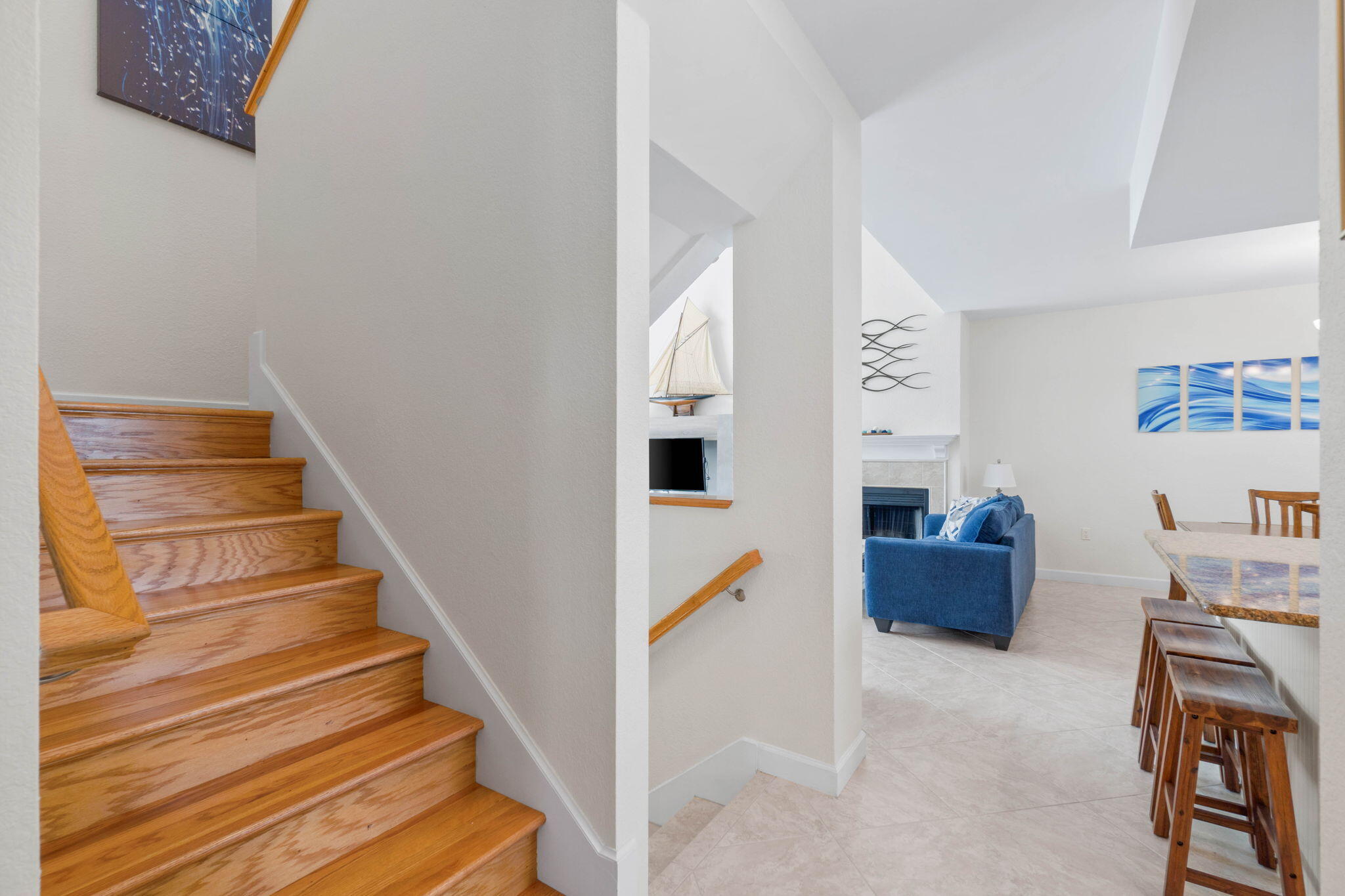 PORT SIDE VILLAS CONDO - Residential