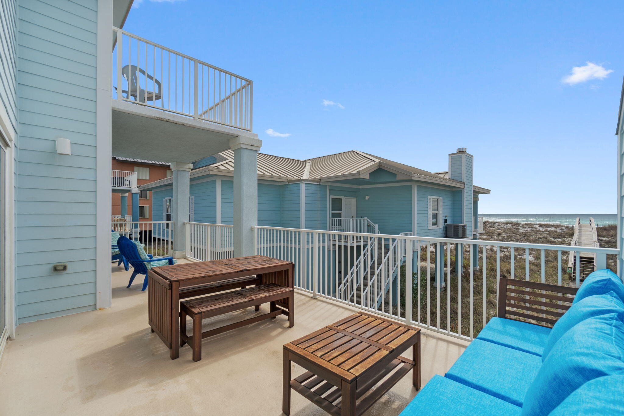 PORT SIDE VILLAS CONDO - Residential