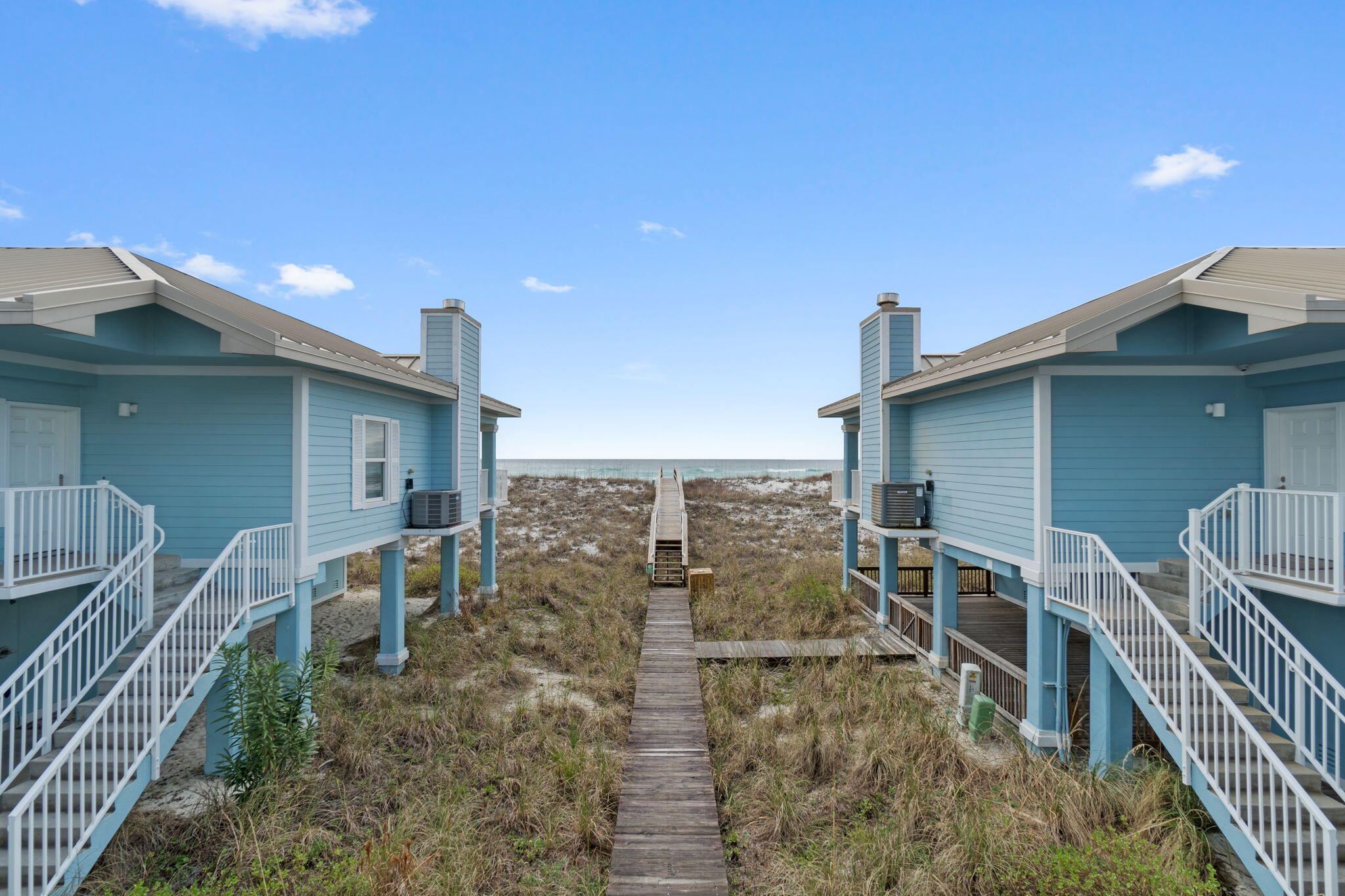PORT SIDE VILLAS CONDO - Residential