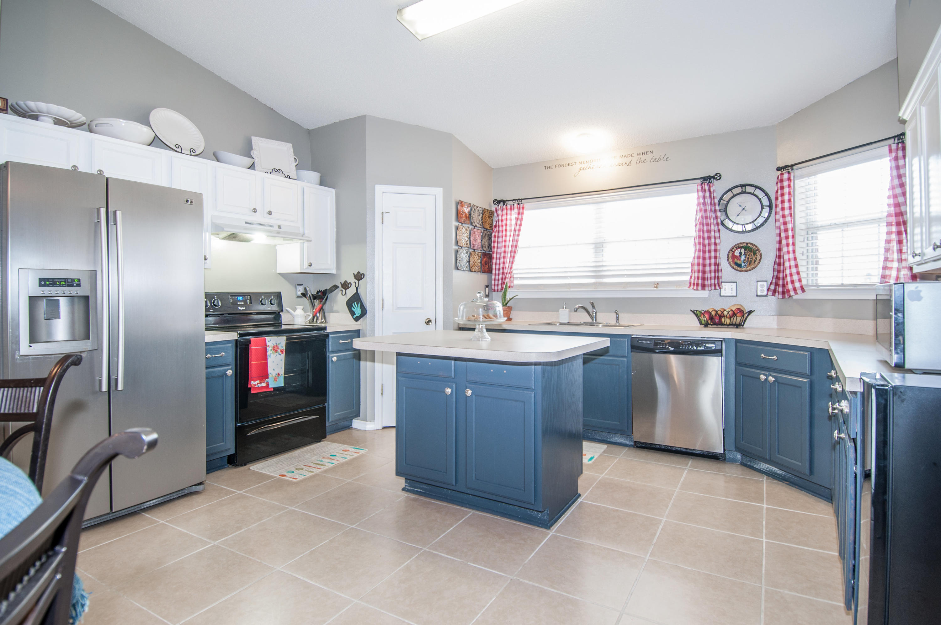 REDSTONE ESTATES - Residential