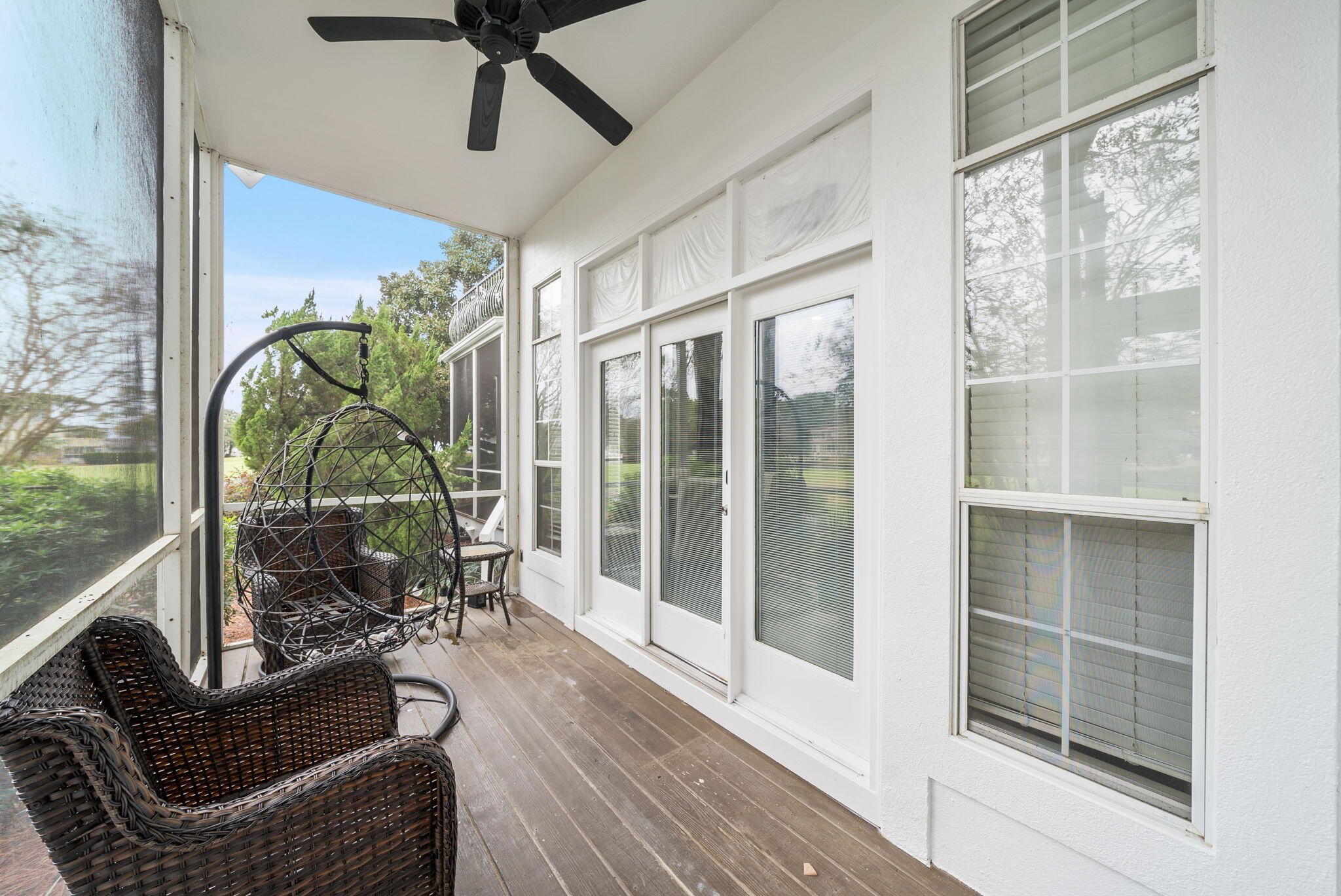 VANTAGE POINTE - Residential