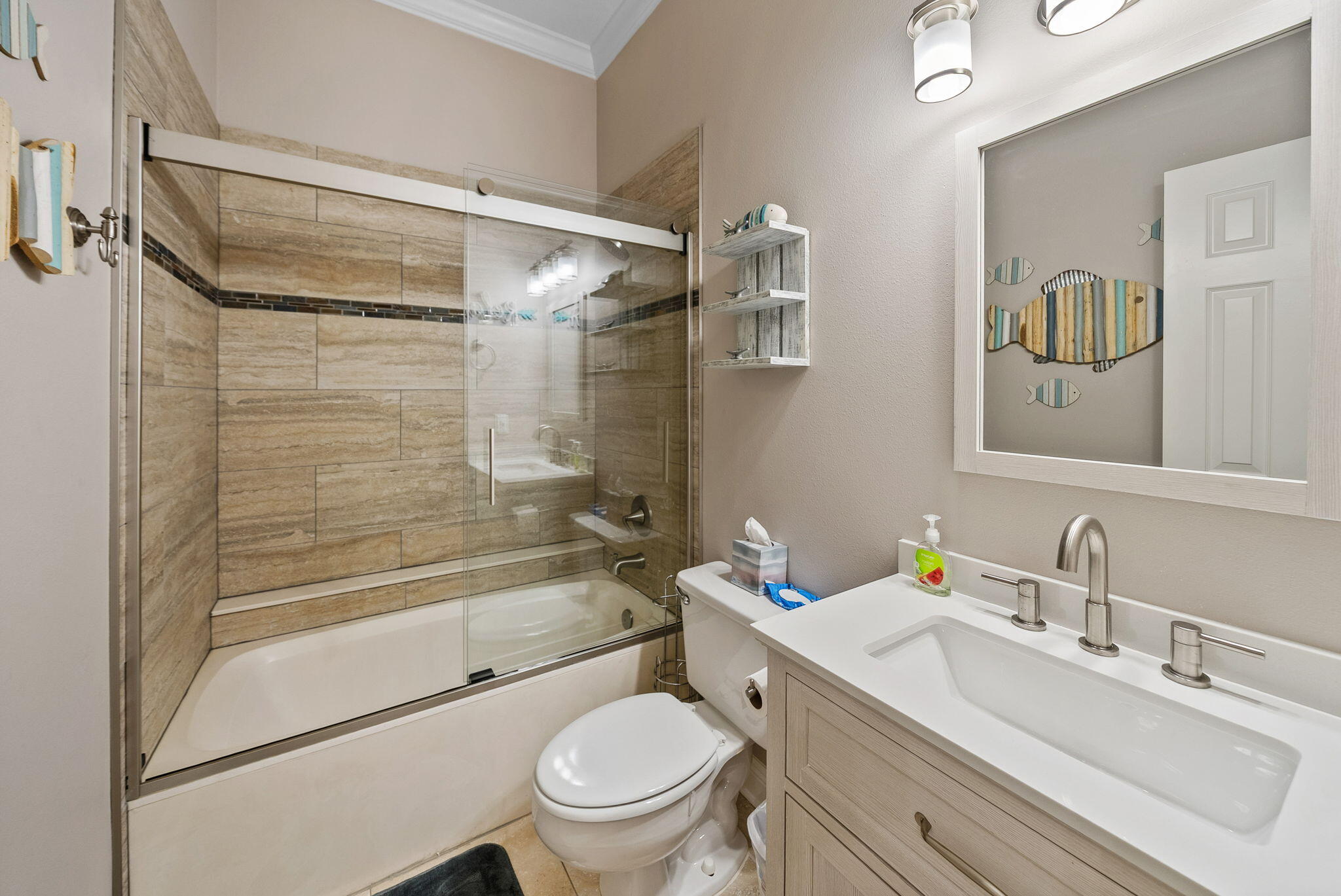 VANTAGE POINTE - Residential