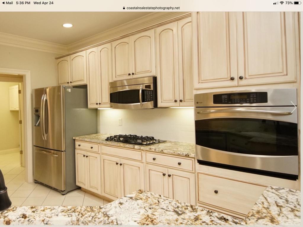 TURNBERRY PLACE - Residential