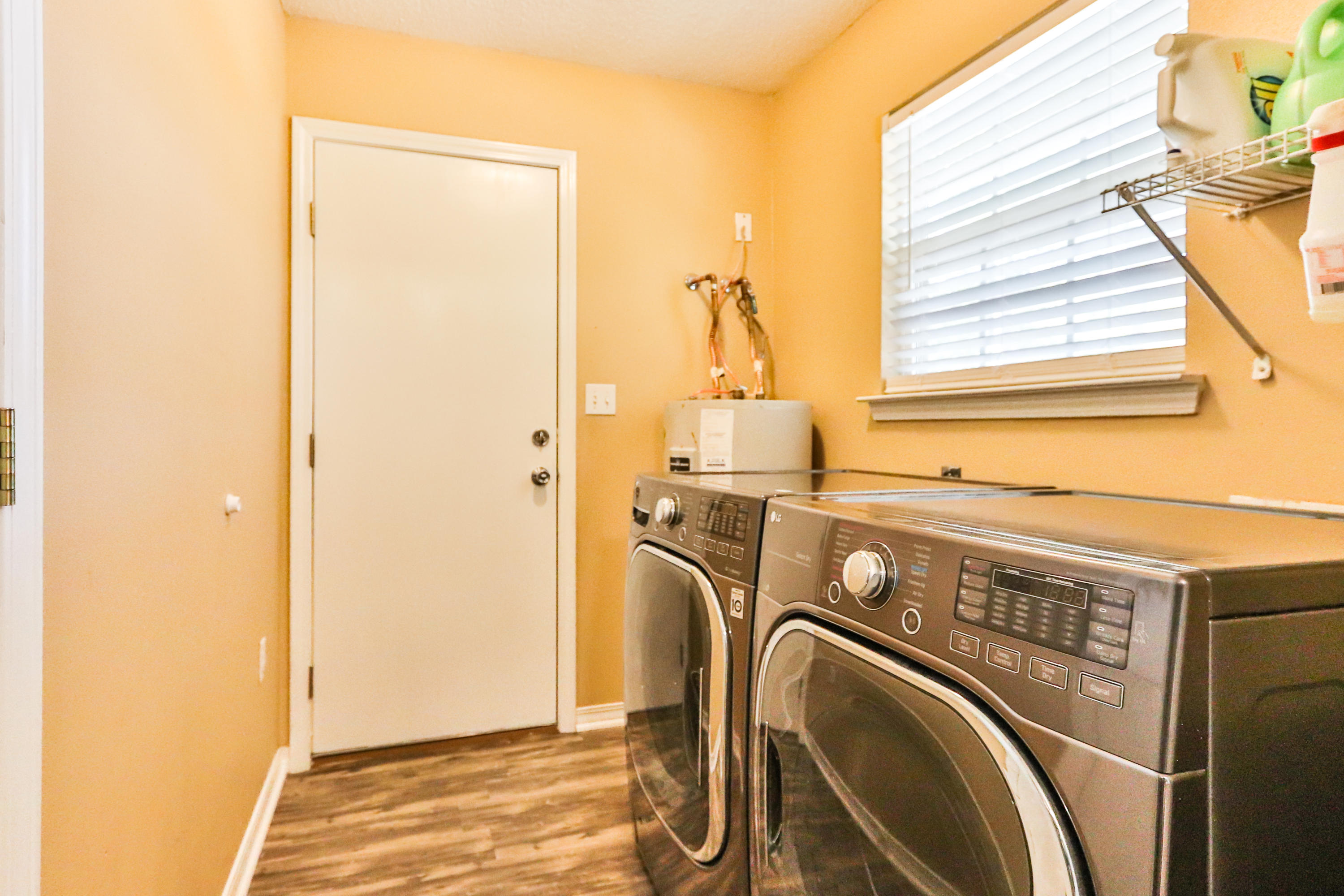 WINDING CREEK ESTATES PH 4 - Residential