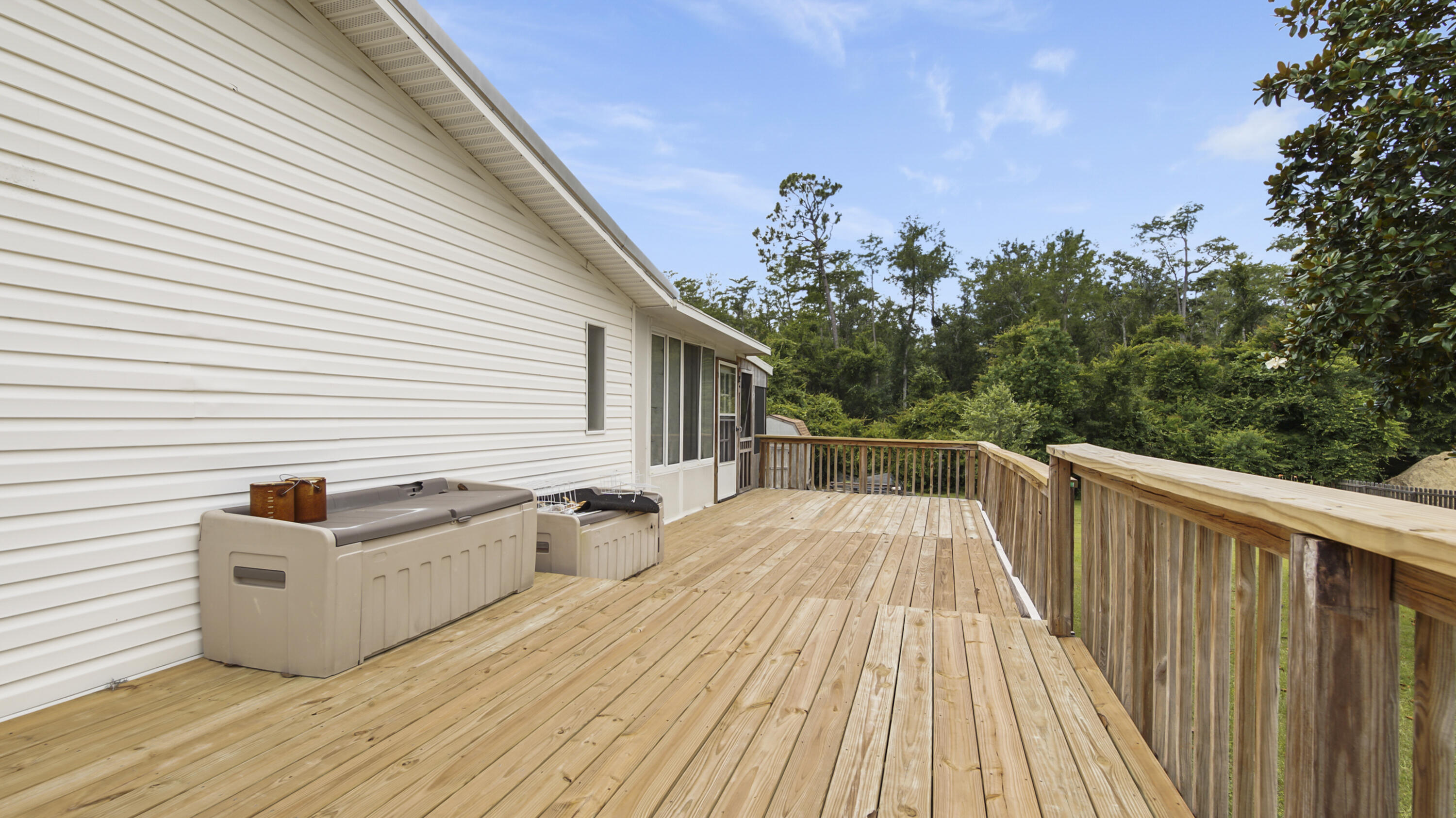 NO RECORDED SUBDIVISION - Residential