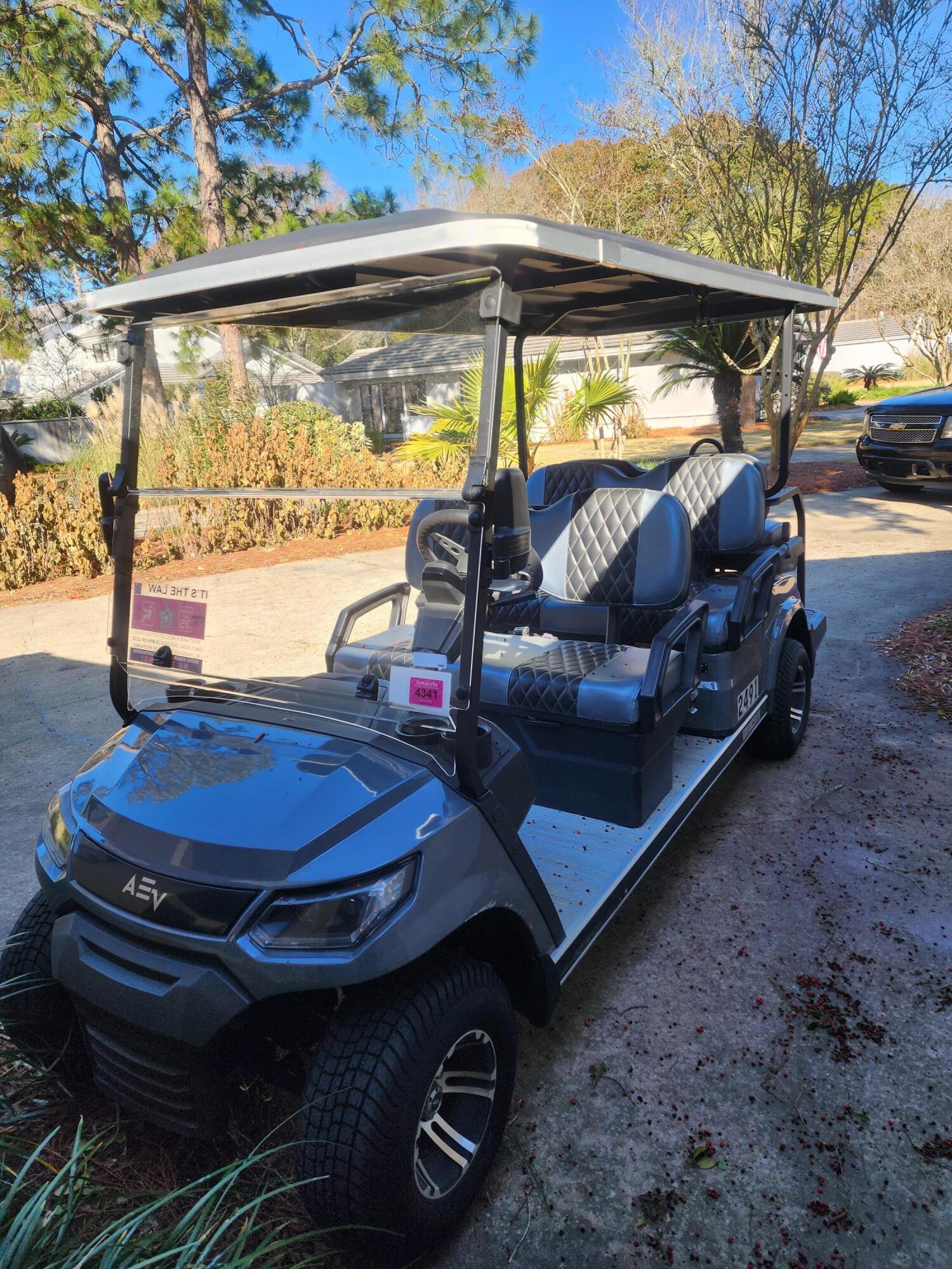 BUNGALOS AT SANDESTIN - Residential