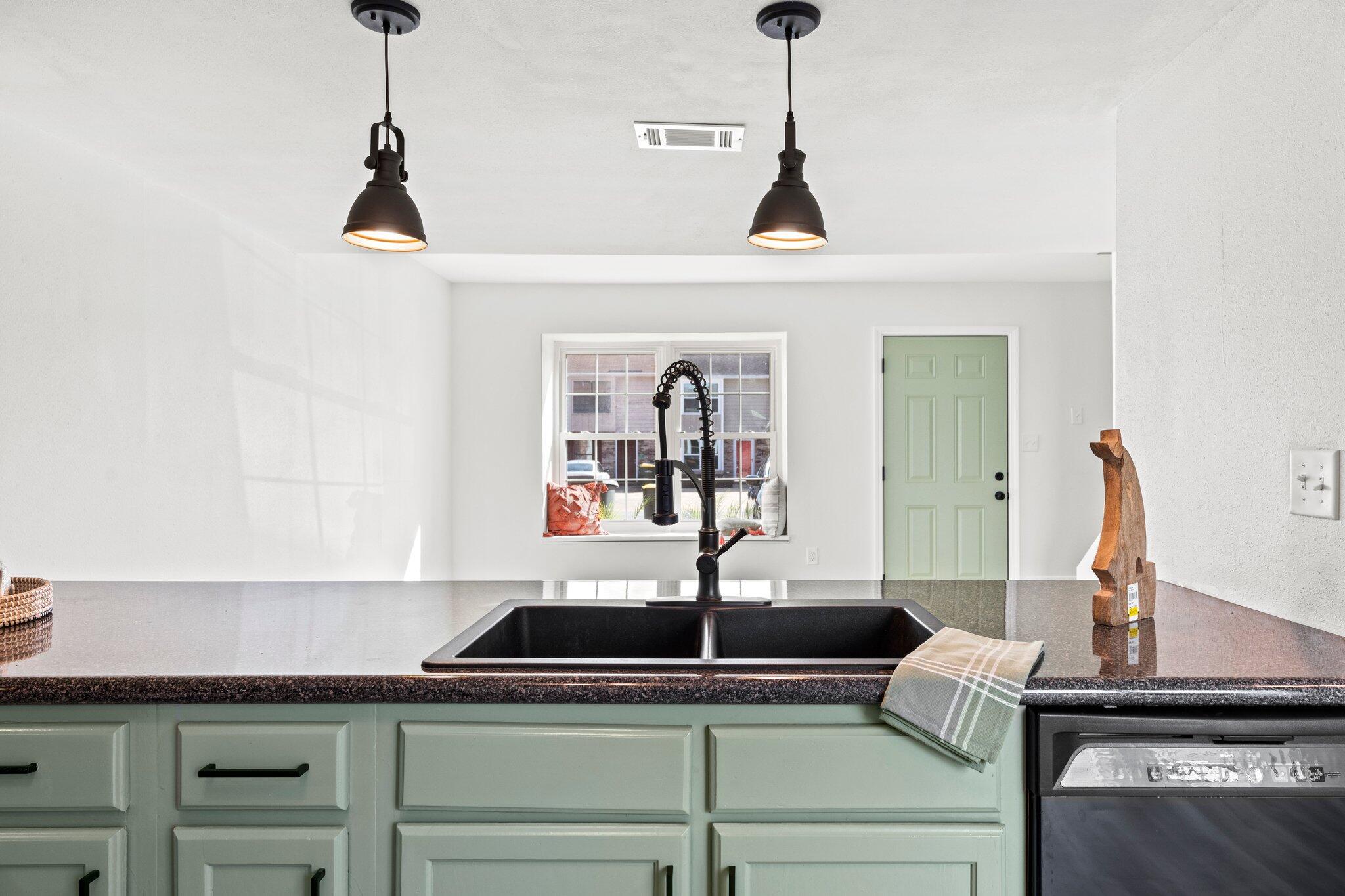 VIKING MANOR PH 1 - Residential